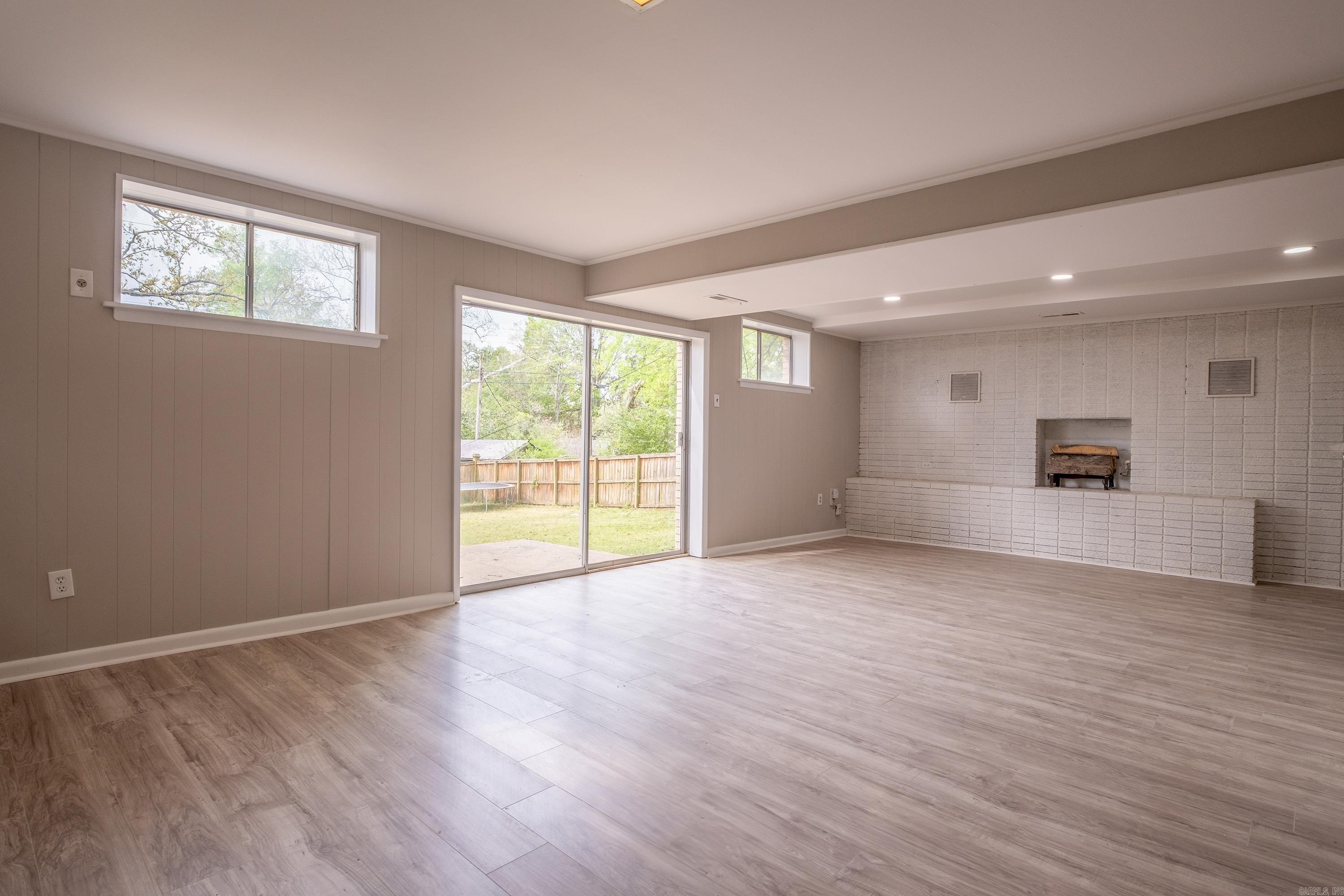 9805  Brooks  Little Rock, AR