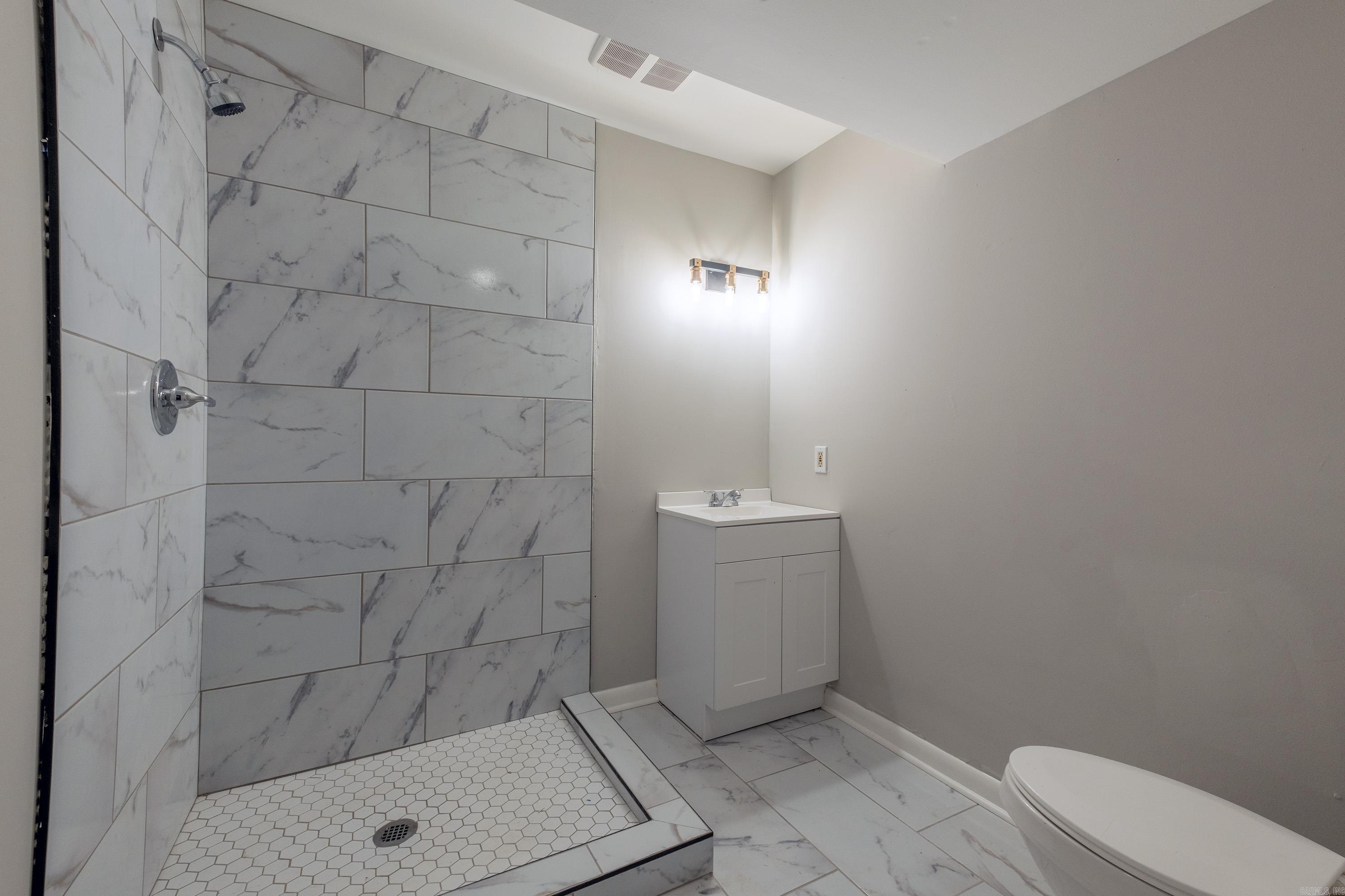 9805  Brooks  Little Rock, AR