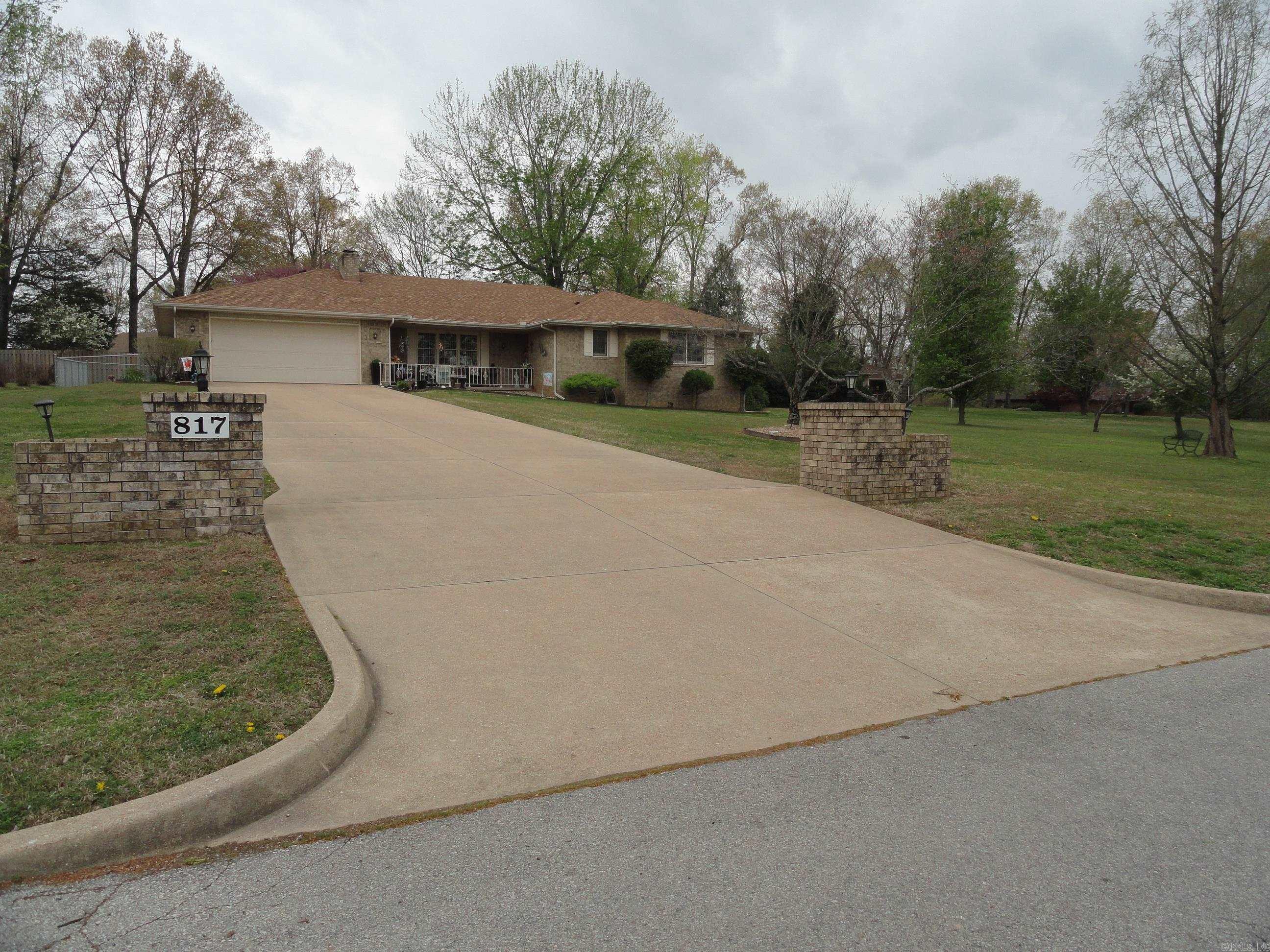 817  Northpointe  Mountain Home, AR