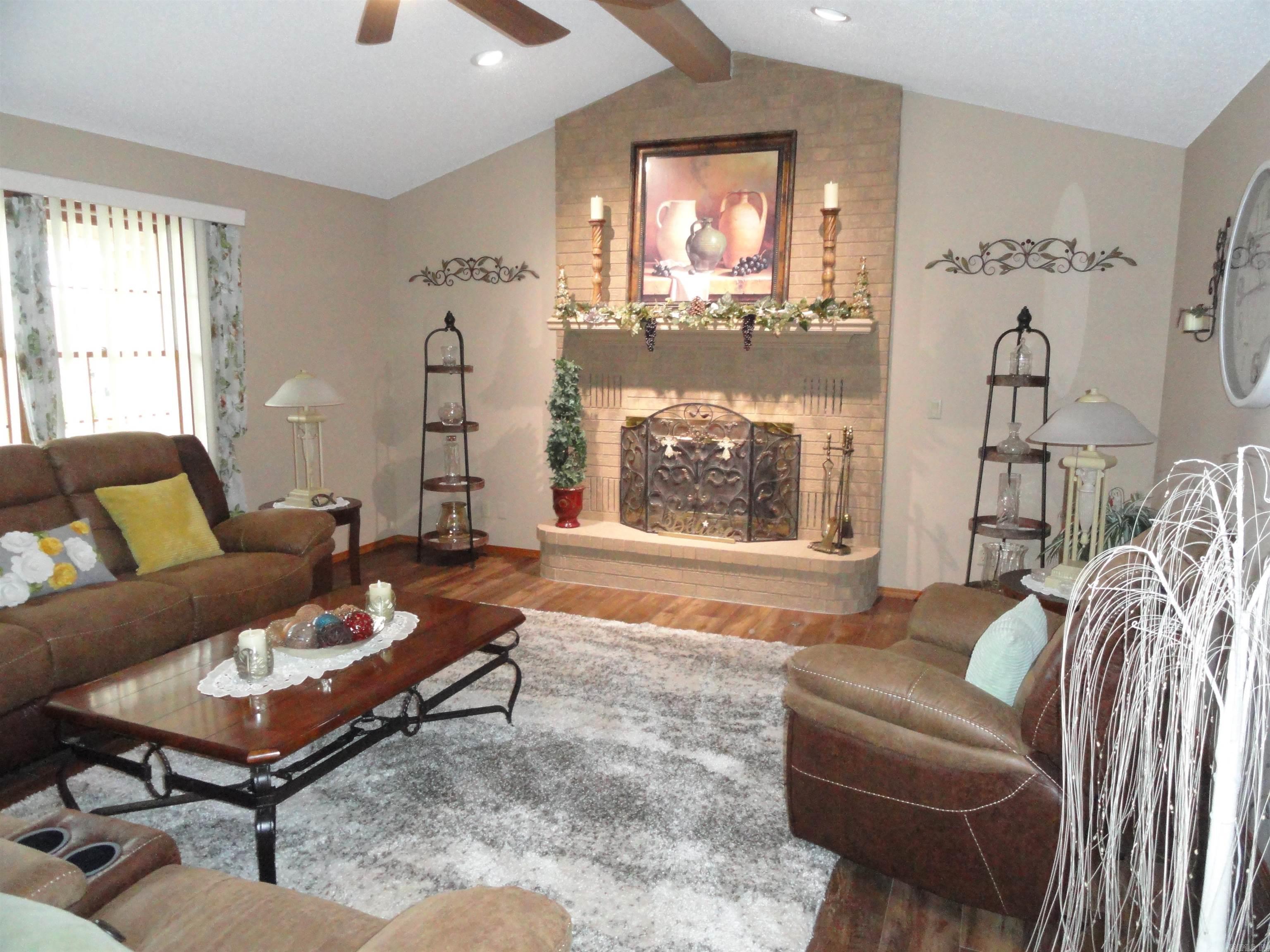 817 Northpointe Drive Mountain Home, AR 72653