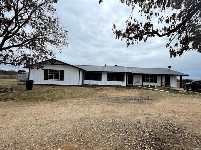 552  Strawberry Tract 1 Delight, AR