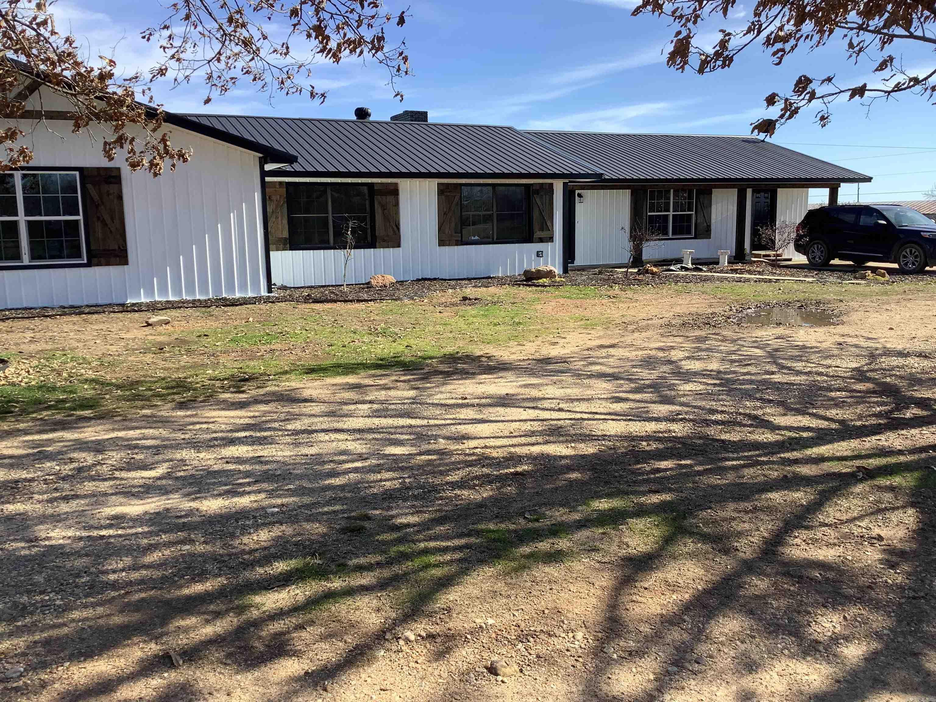 552  Strawberry Tract 1 Delight, AR
