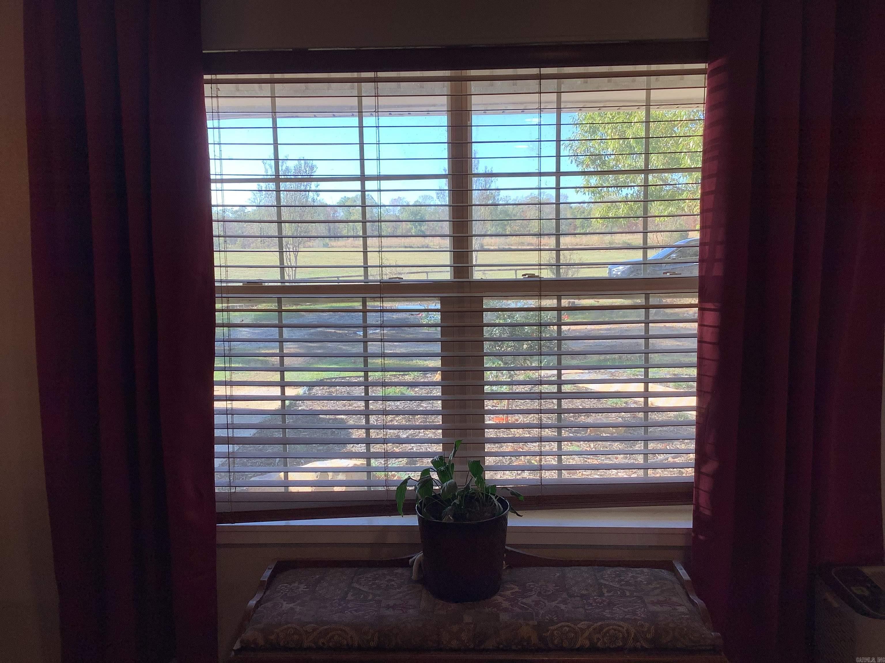 552  Strawberry Tract 1 Delight, AR
