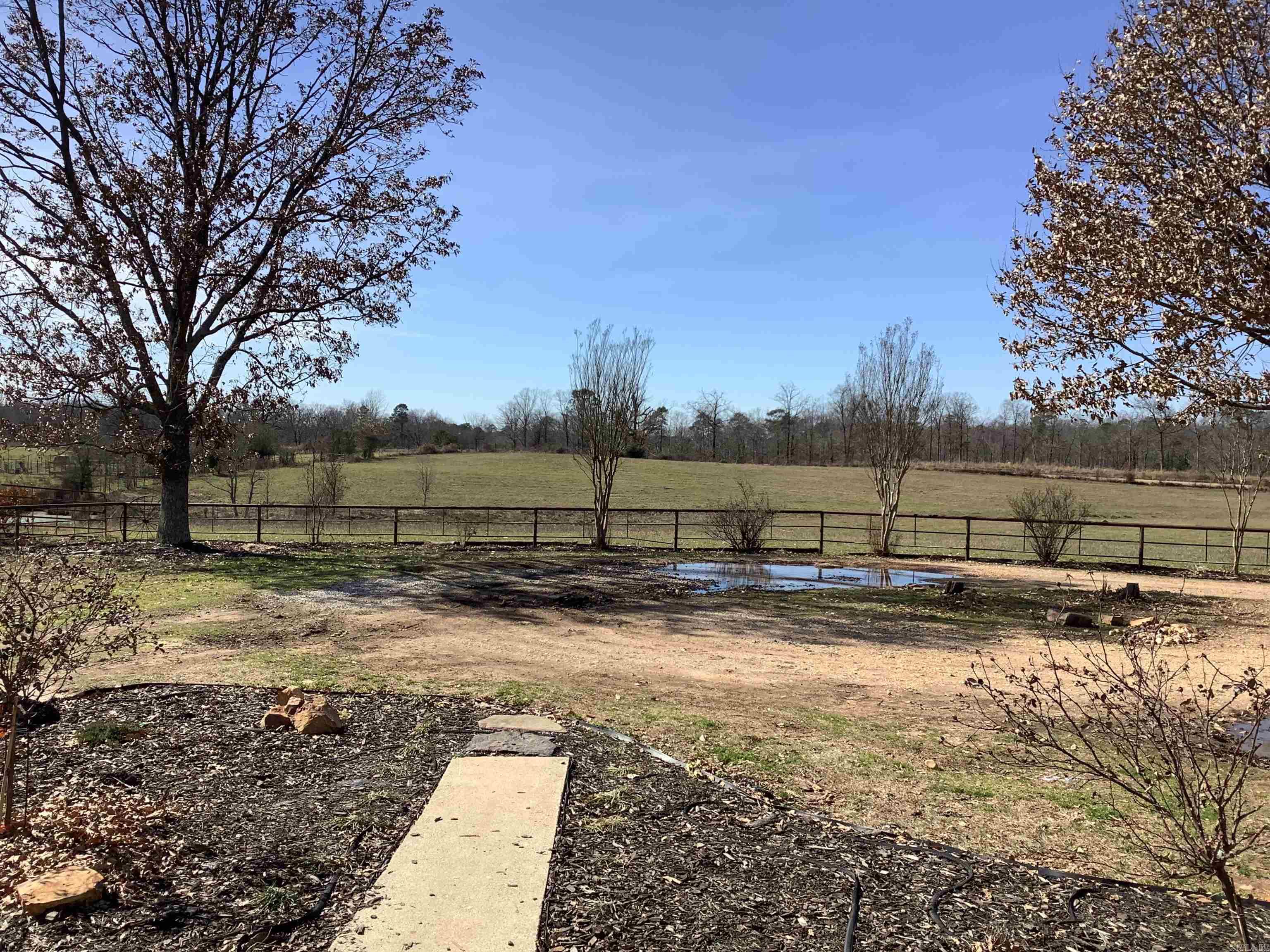 552  Strawberry Tract 1 Delight, AR