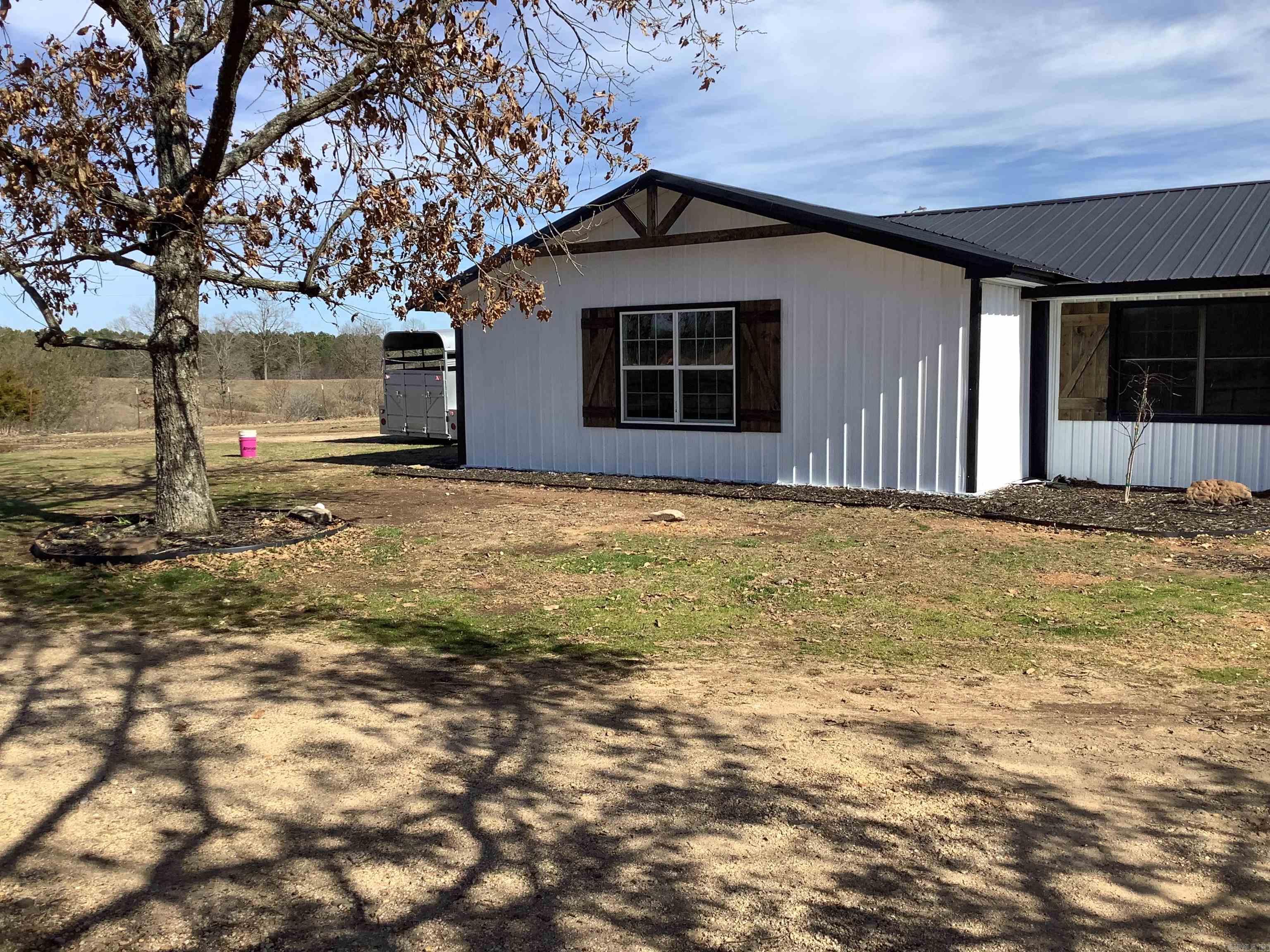 552  Strawberry Tract 1 Delight, AR