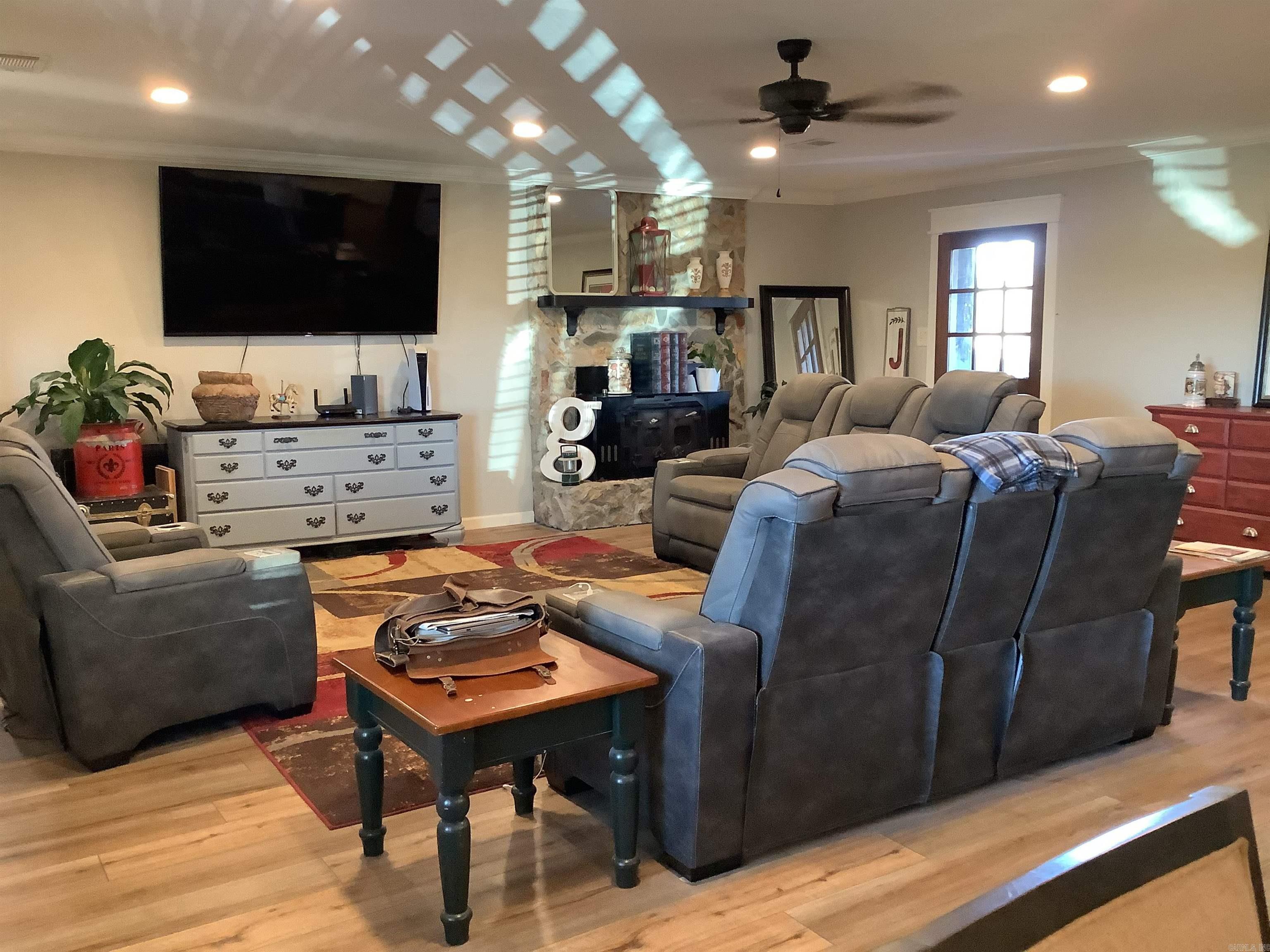 552  Strawberry Tract 1 Delight, AR