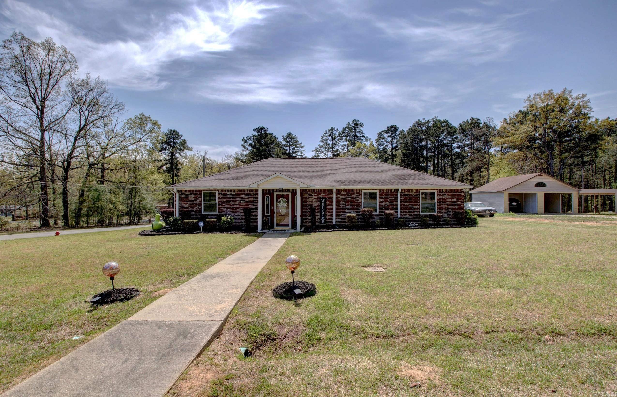 7200  Nell  Pine Bluff, AR