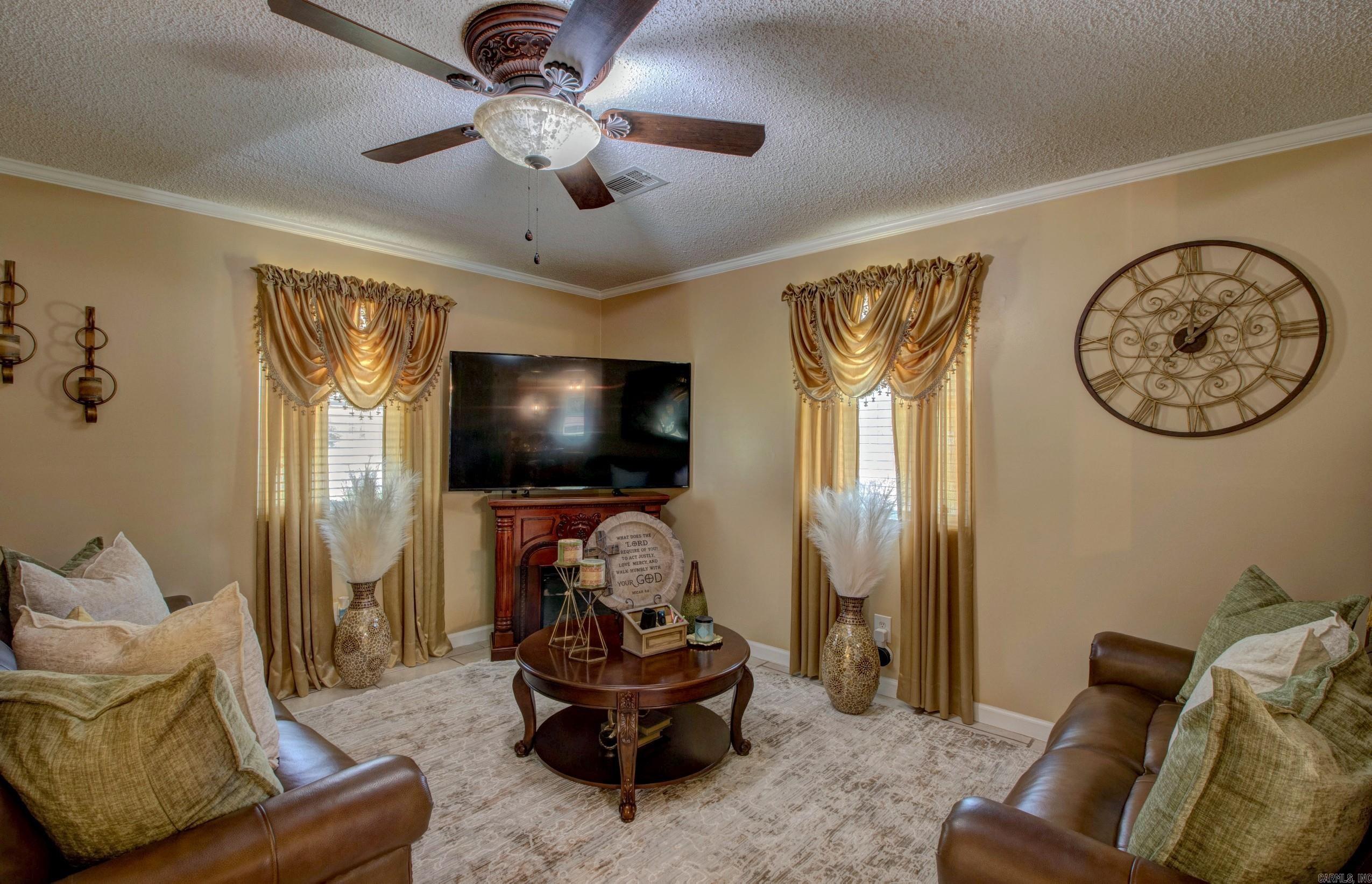 7200  Nell  Pine Bluff, AR