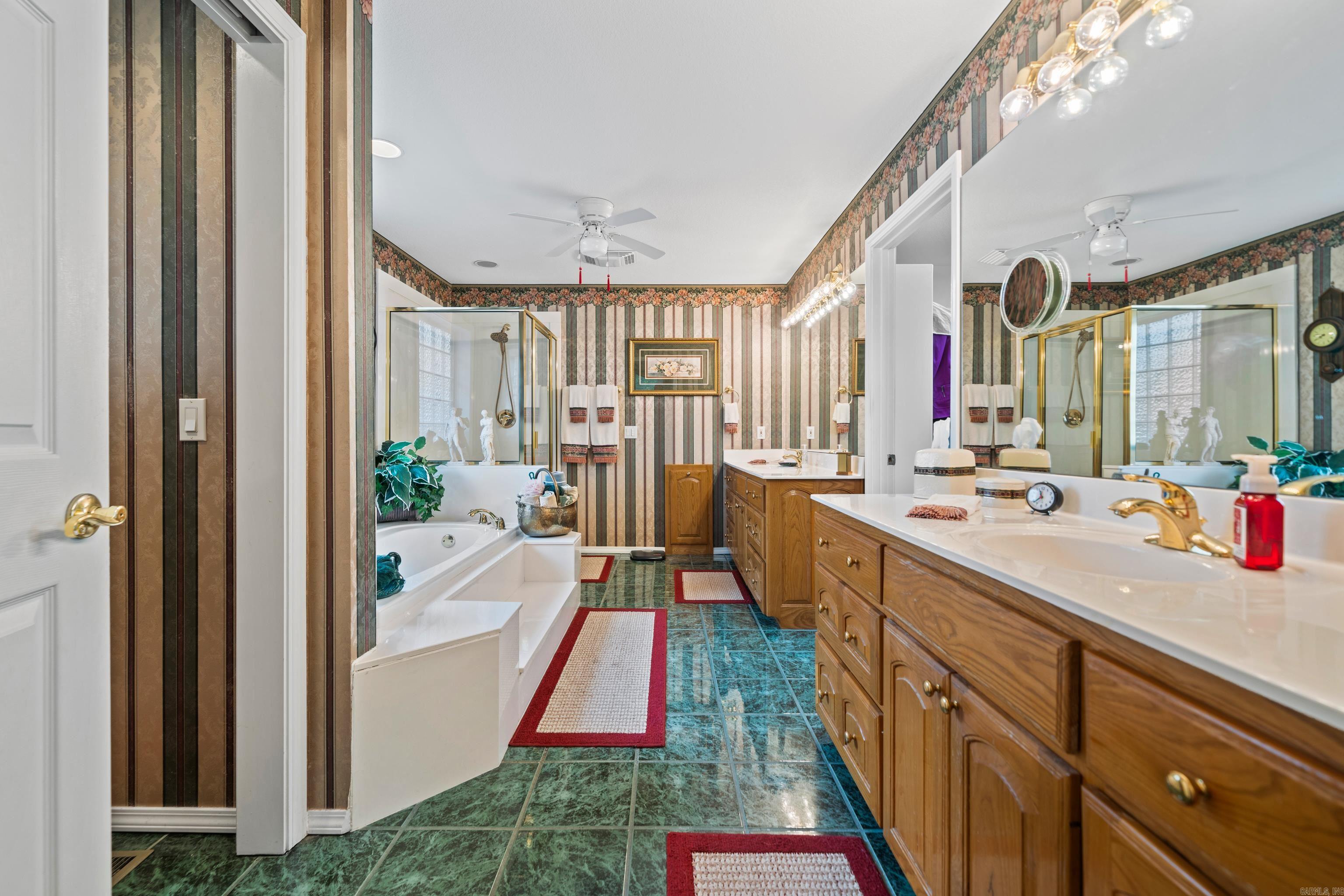165  Cifuentes  Hot Springs Village, AR