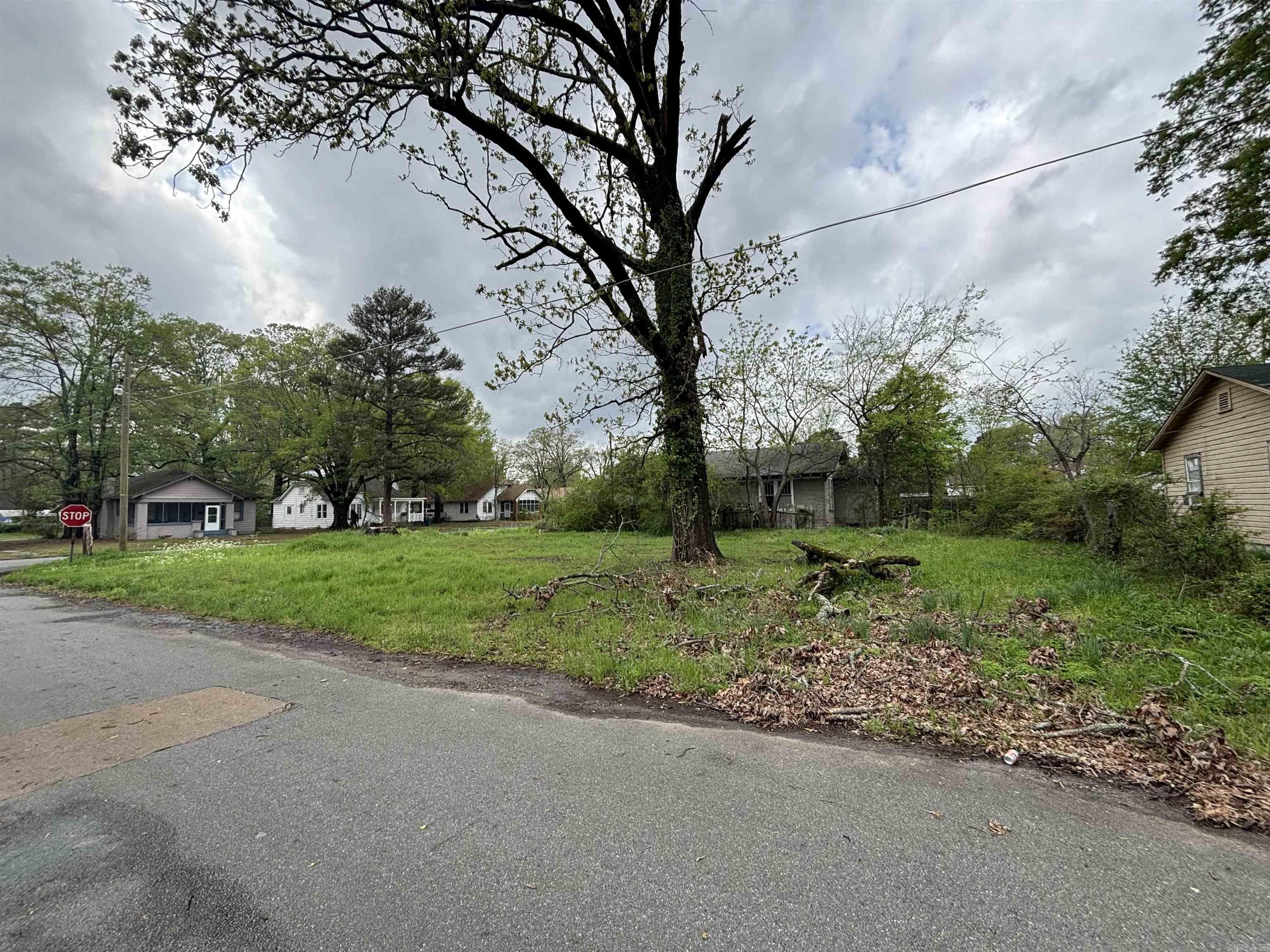 901 W 27Th Ave  Pine Bluff, AR