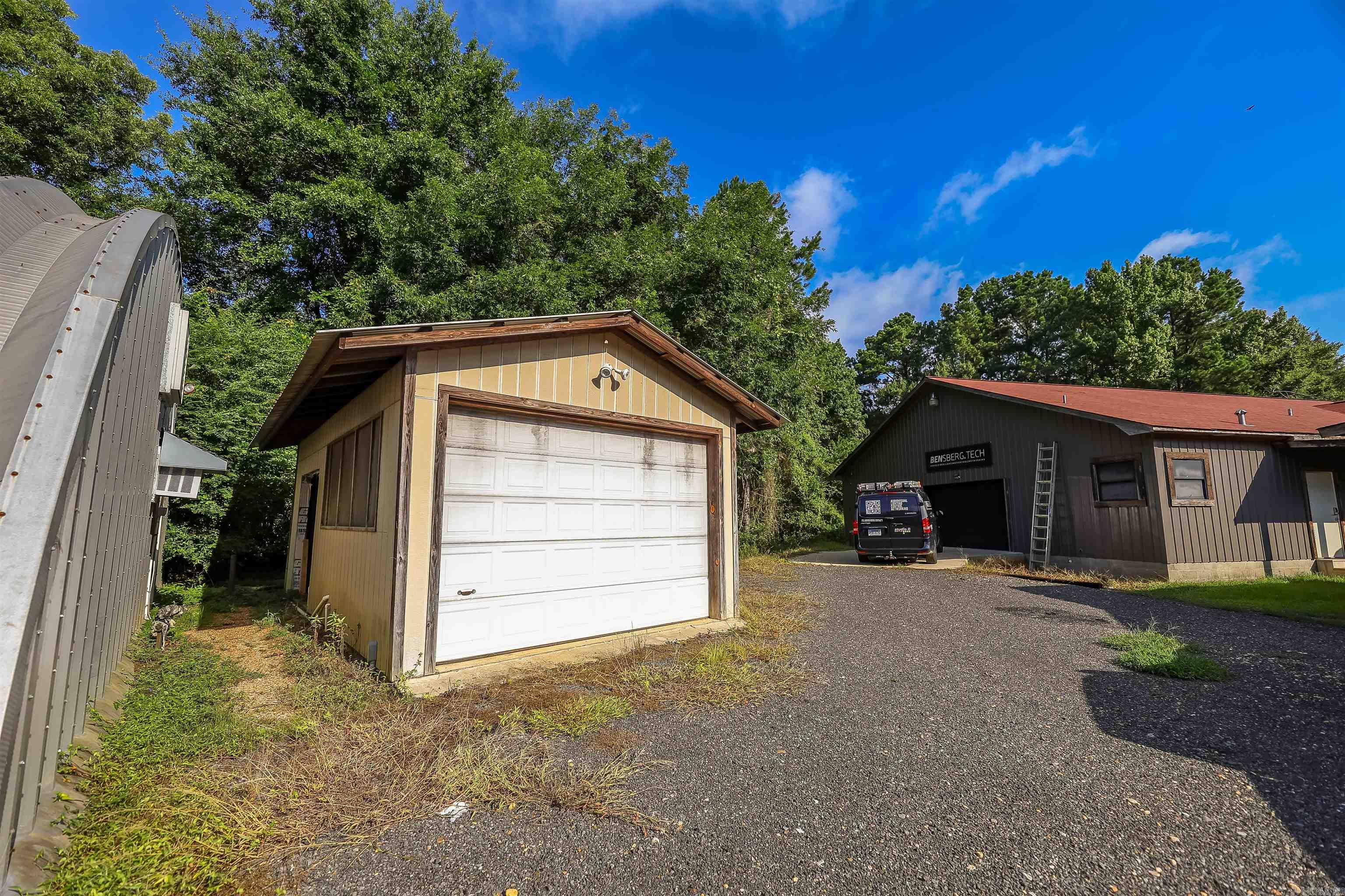 2005  Fairview Rd  Camden, AR