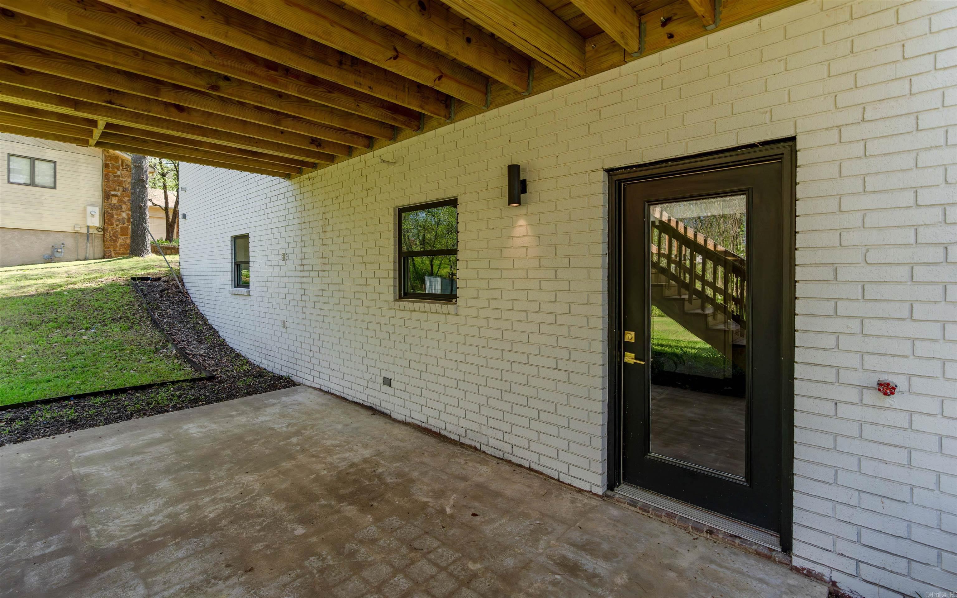 120  Halteria St  Hot Springs, AR