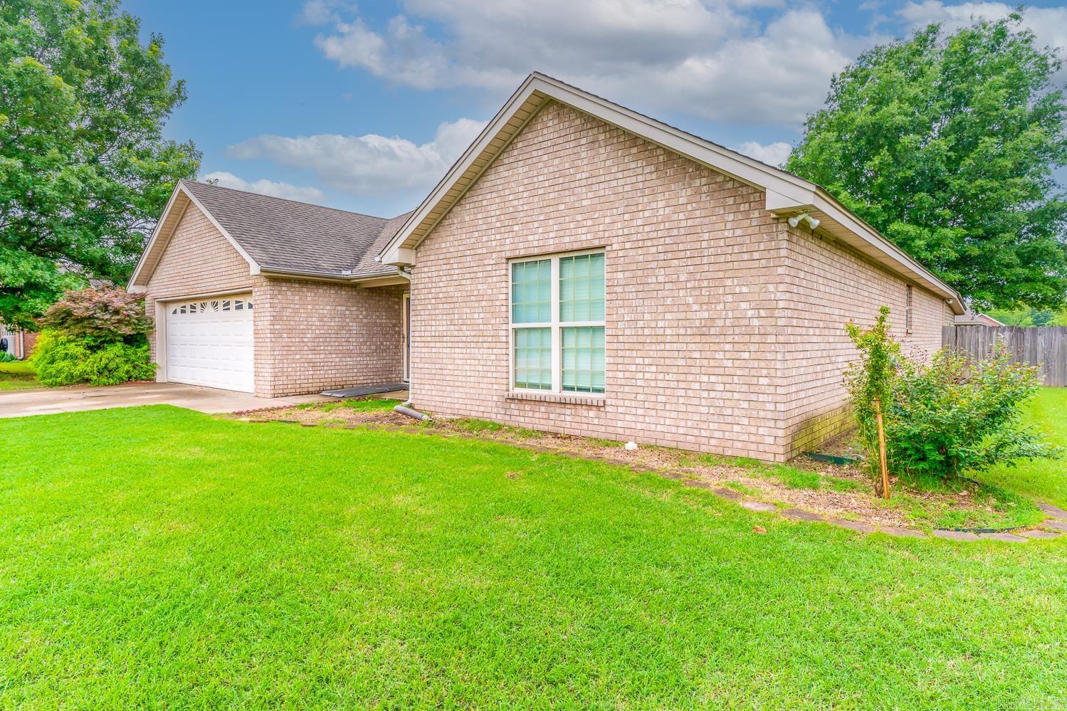 625  Blossom  Trumann, AR