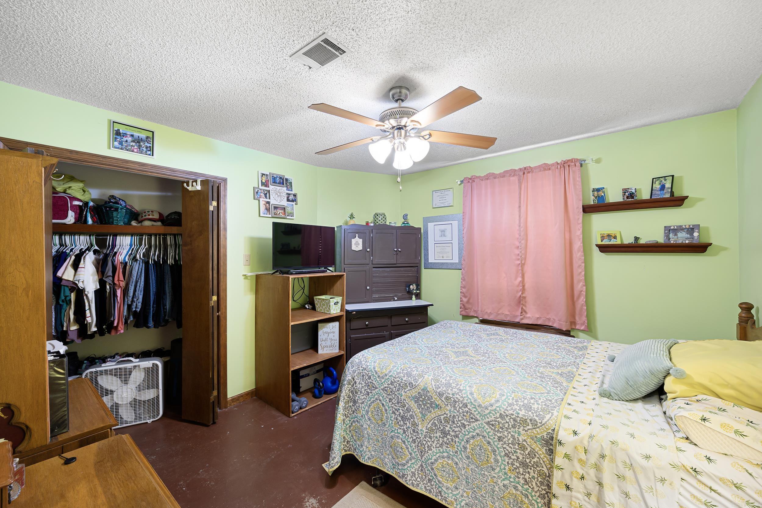 19  Fair Oaks Drive  Conway, AR