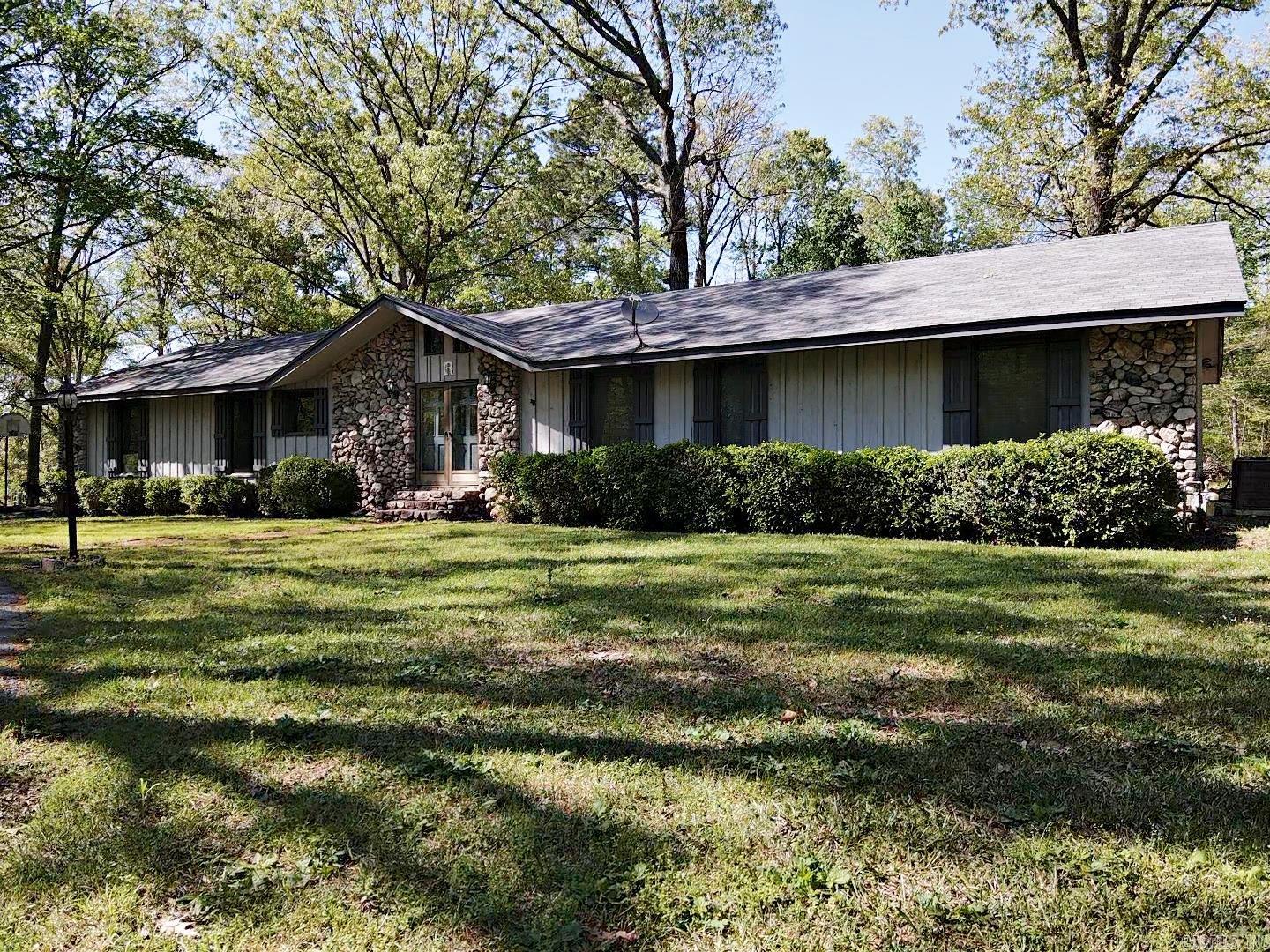 100  Canterbury  Arkadelphia, AR