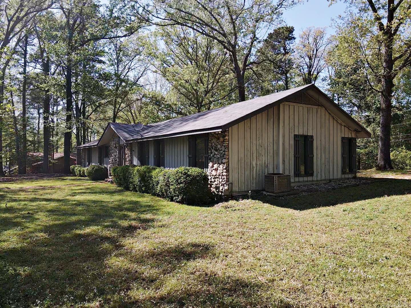 100  Canterbury  Arkadelphia, AR