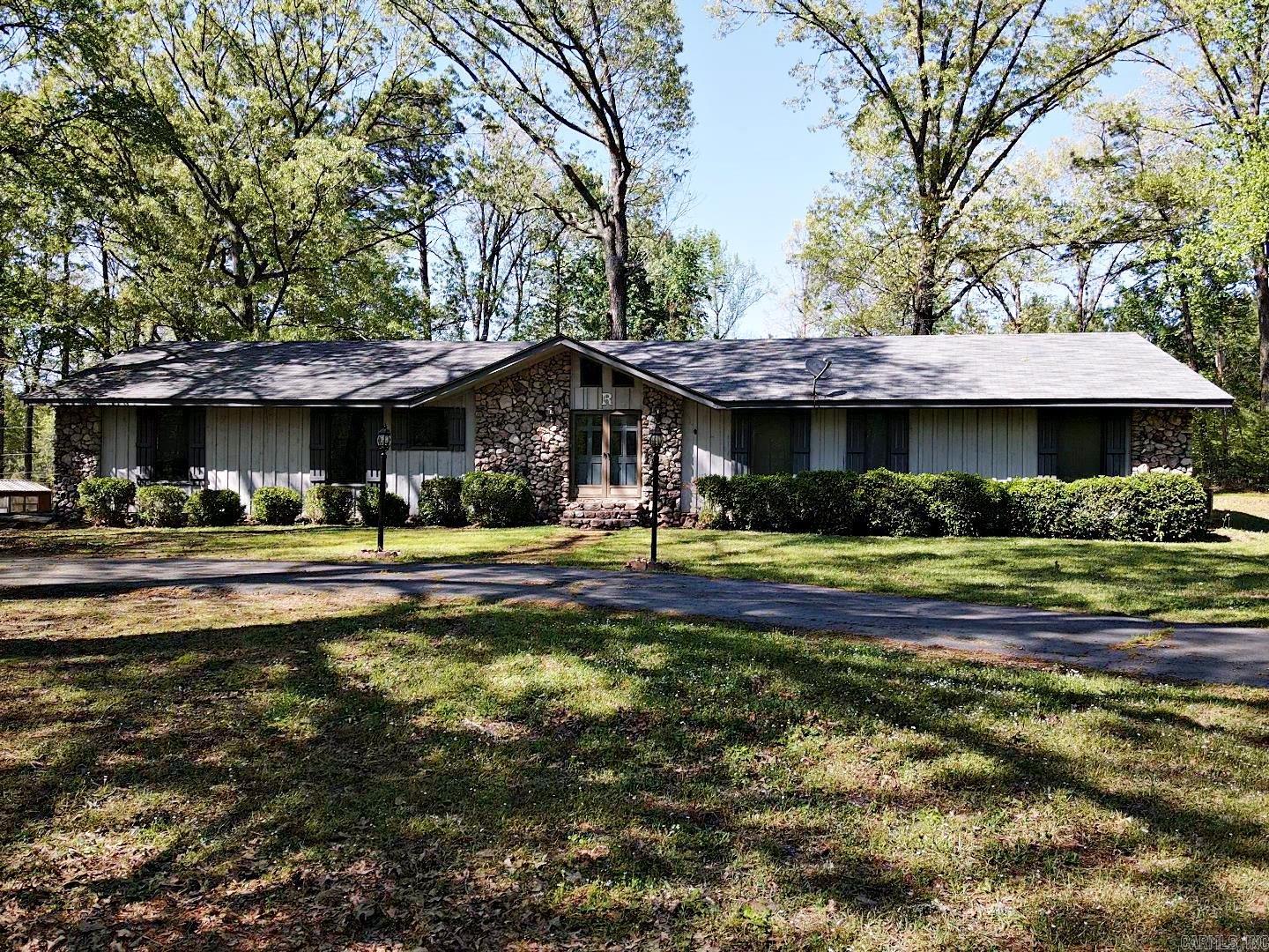 100  Canterbury  Arkadelphia, AR