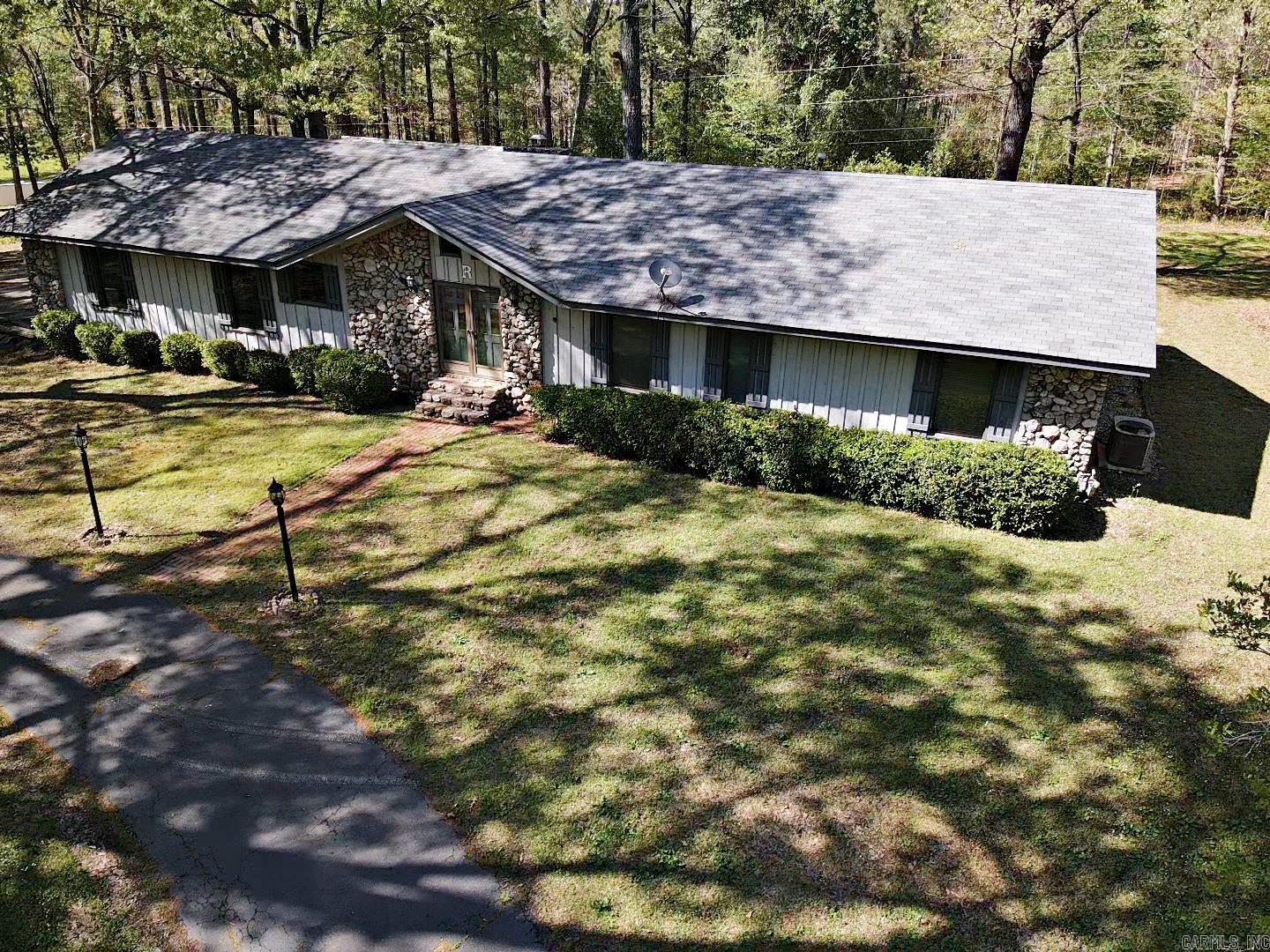 100  Canterbury  Arkadelphia, AR