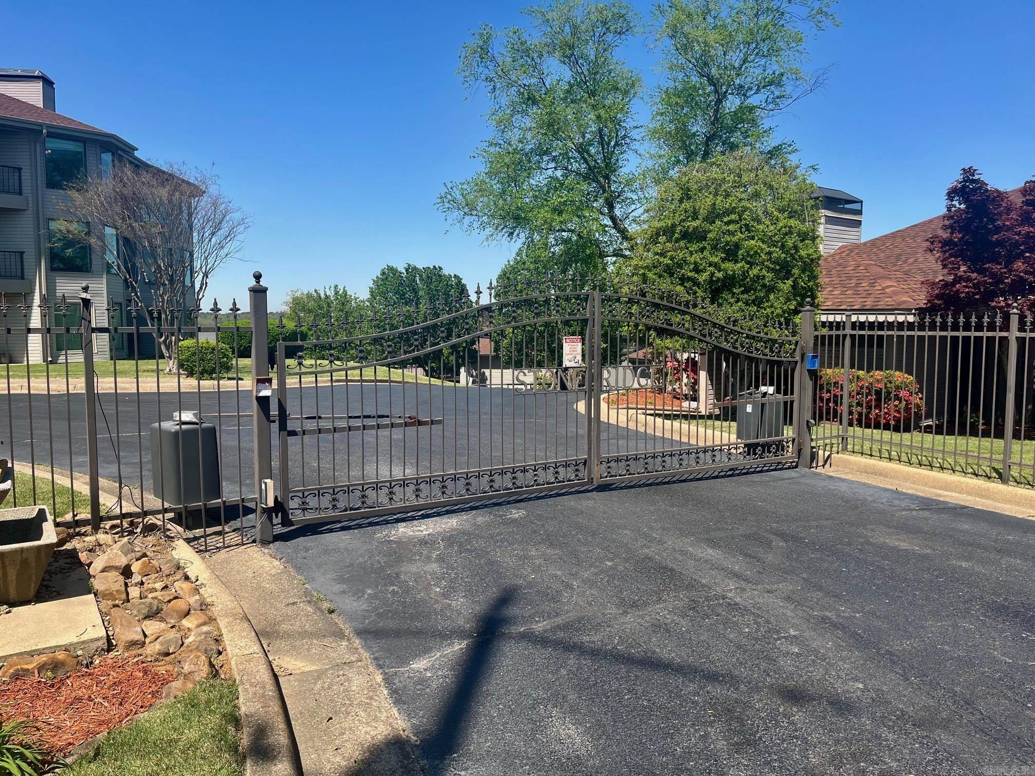 101  Long Island Dr.  Hot Springs, AR