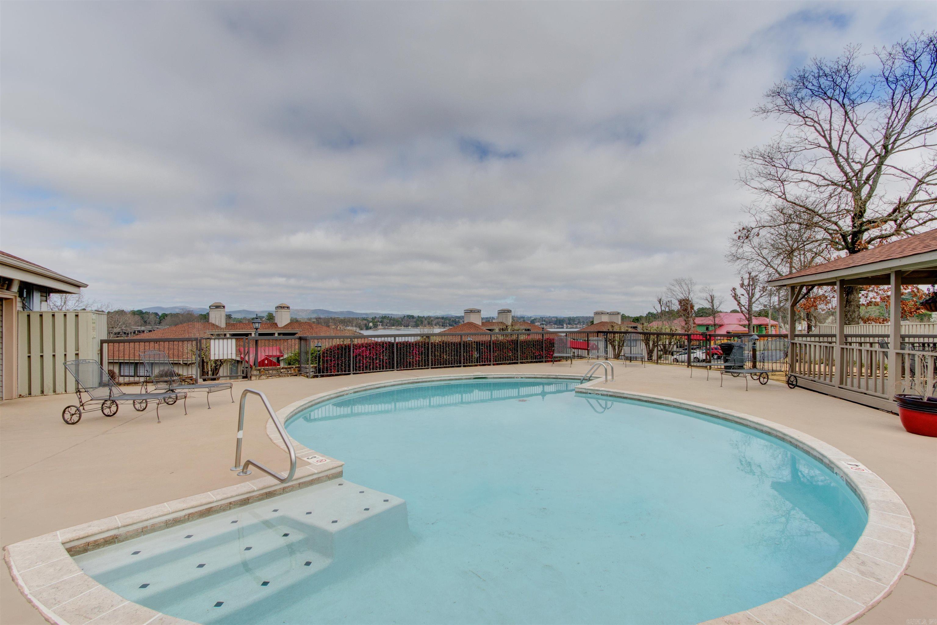 101  Long Island Dr.  Hot Springs, AR