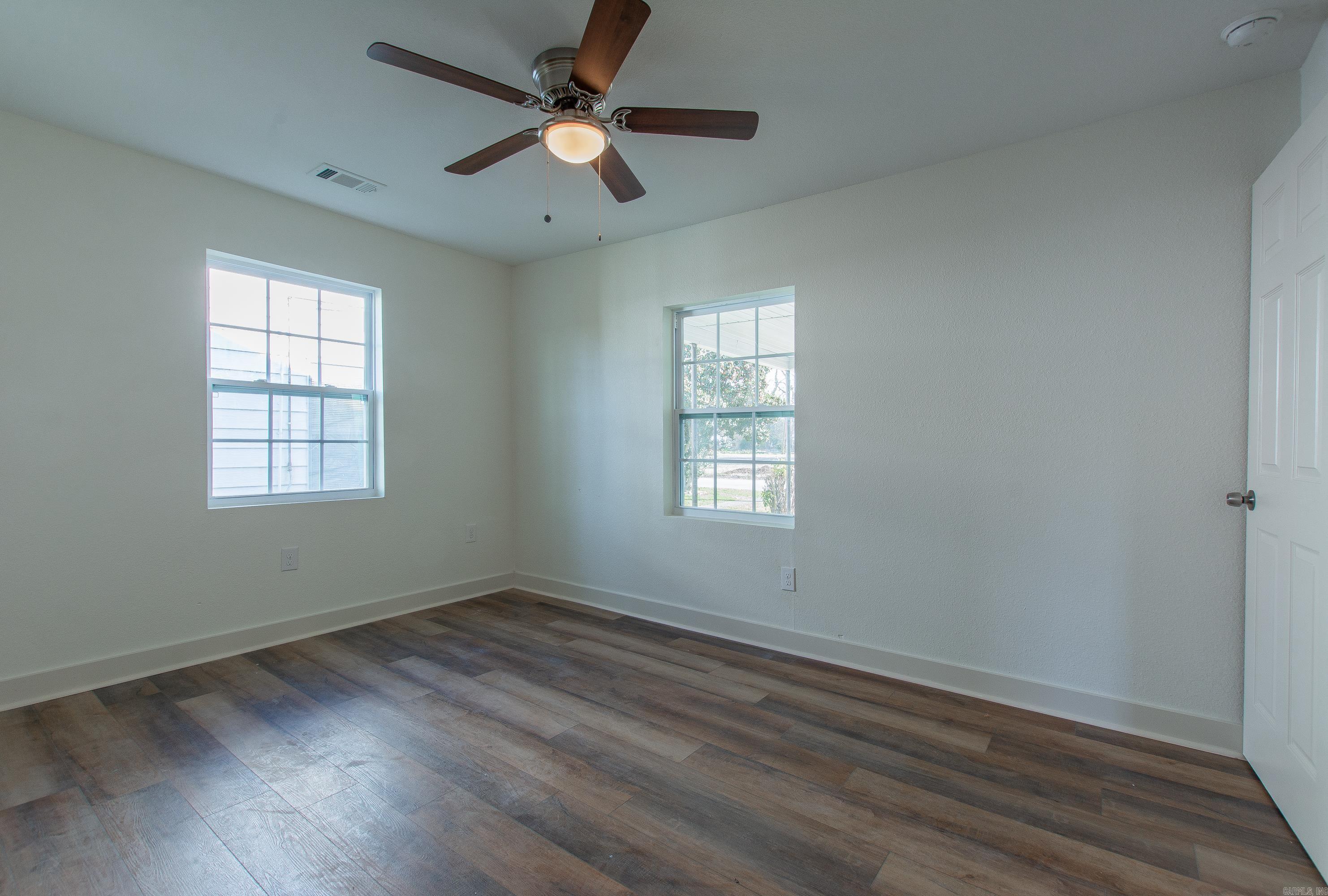309  Parkdale  North Little Rock, AR