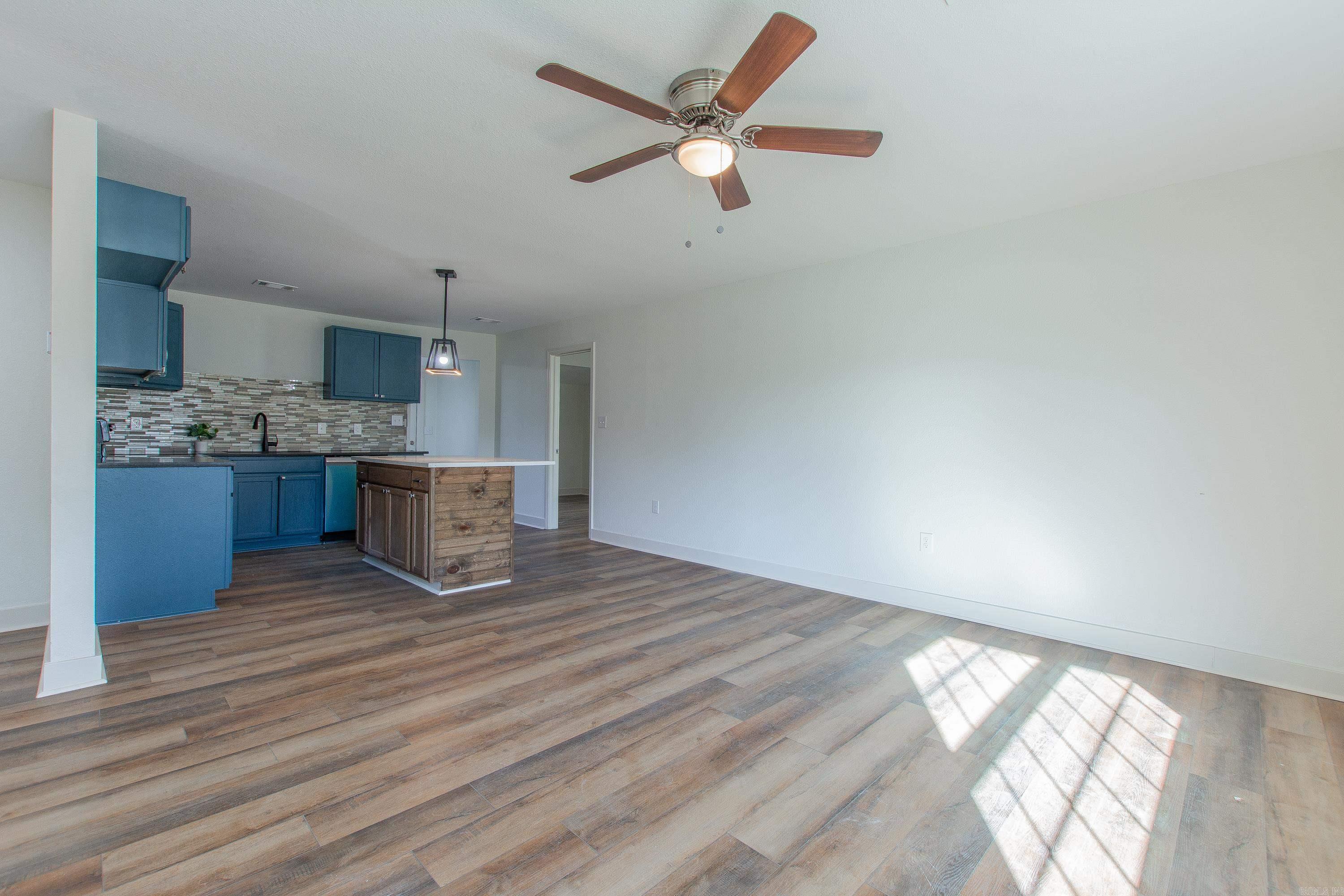 309  Parkdale  North Little Rock, AR