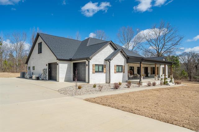 232  Sabrina  Bismarck, AR