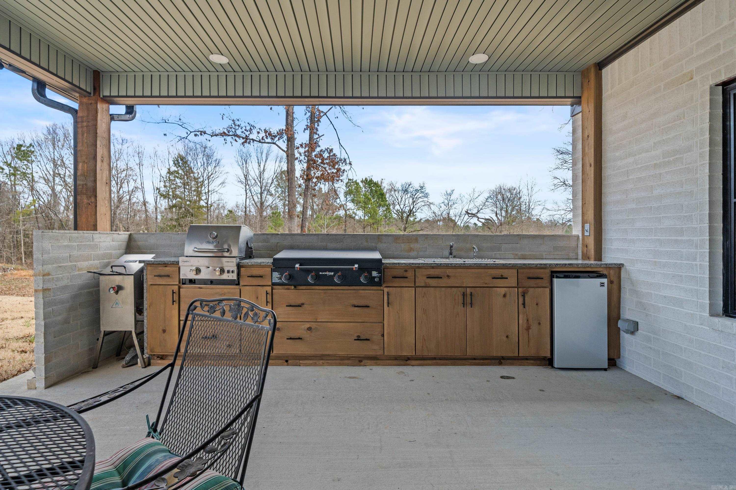 232  Sabrina  Bismarck, AR