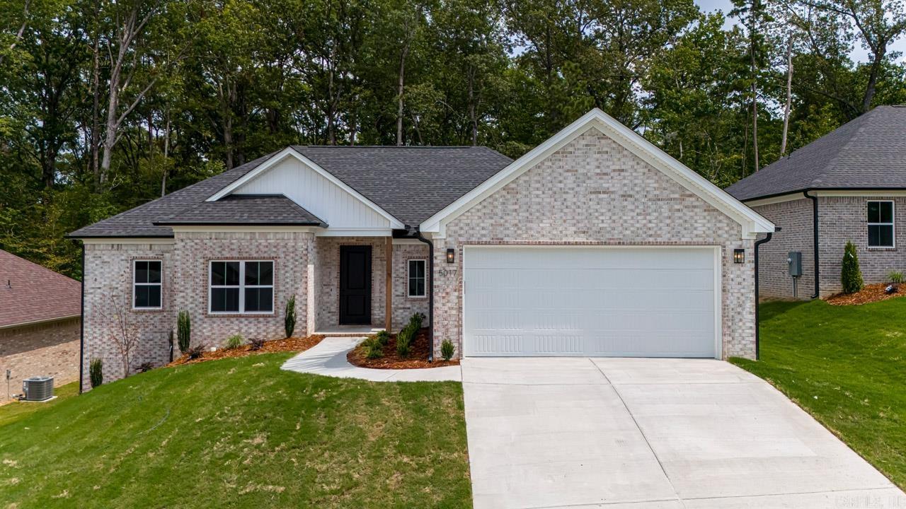 5017 Springwood Circle Bryant, AR 72022