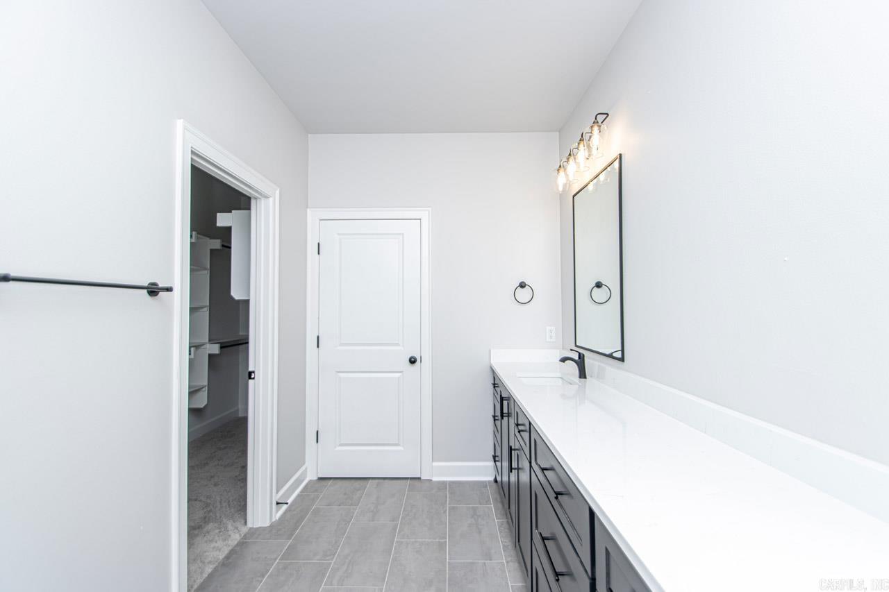 5017 Springwood Circle Bryant, AR 72022