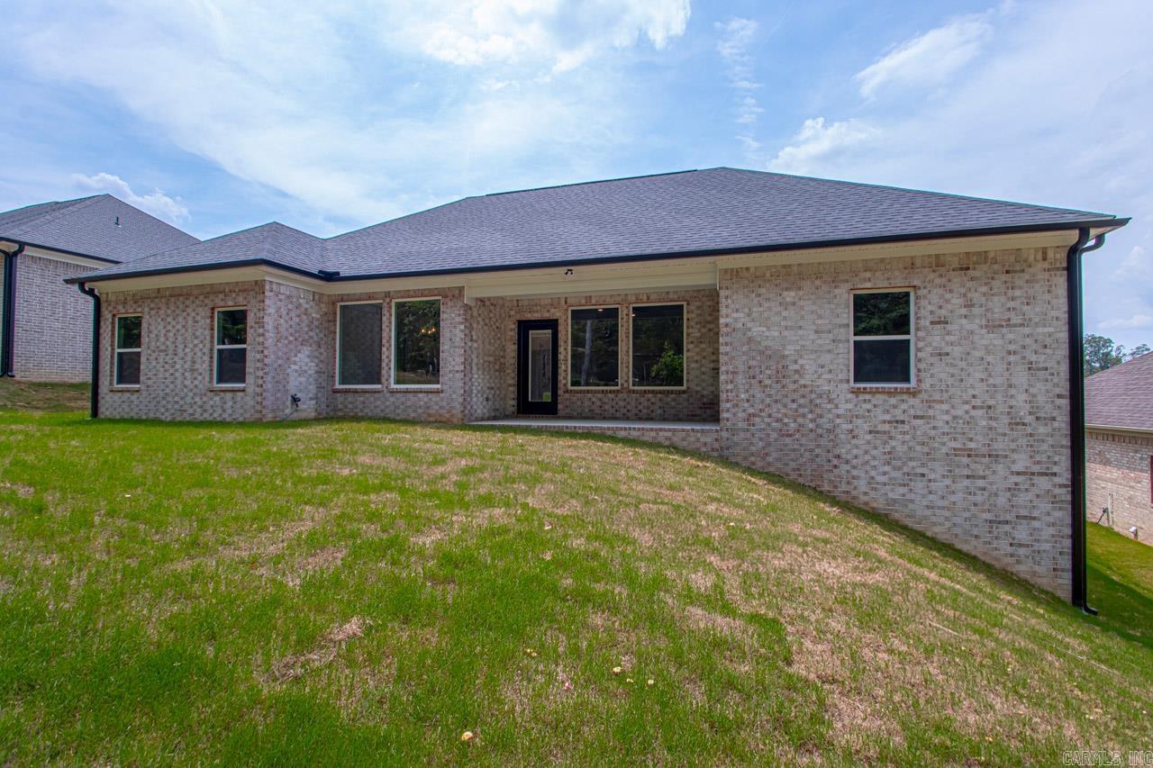 5017 Springwood Circle Bryant, AR 72022