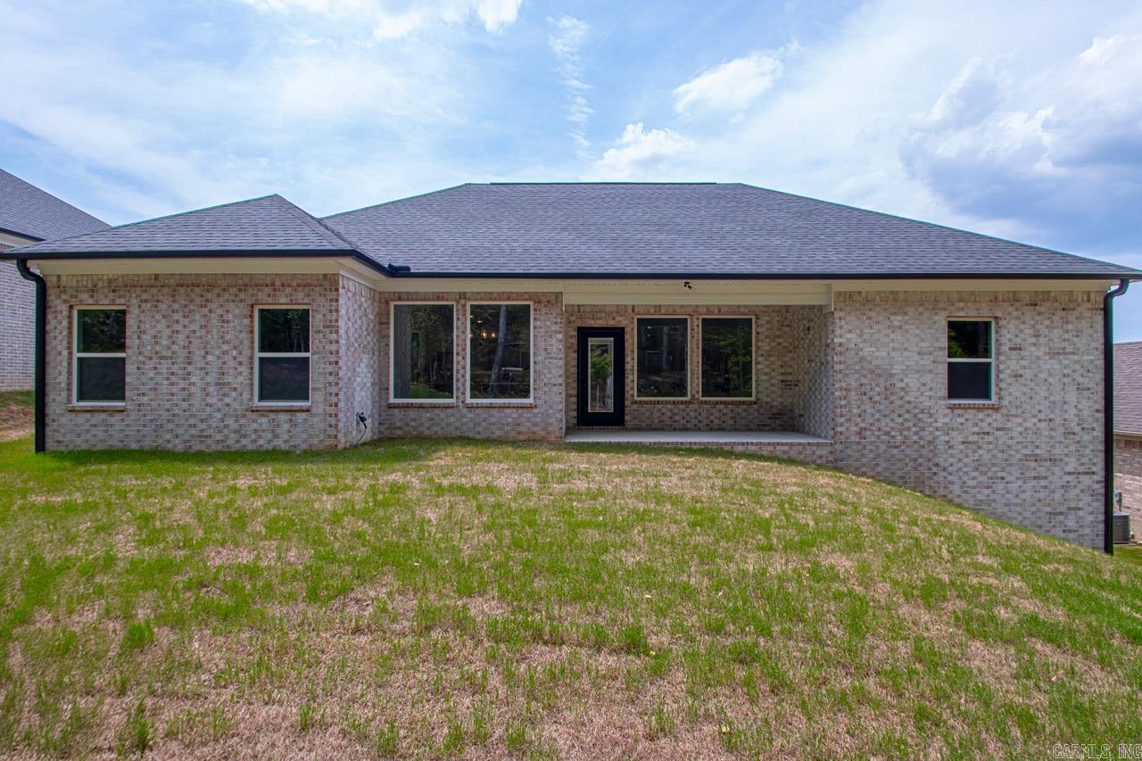 5017 Springwood Circle Bryant, AR 72022