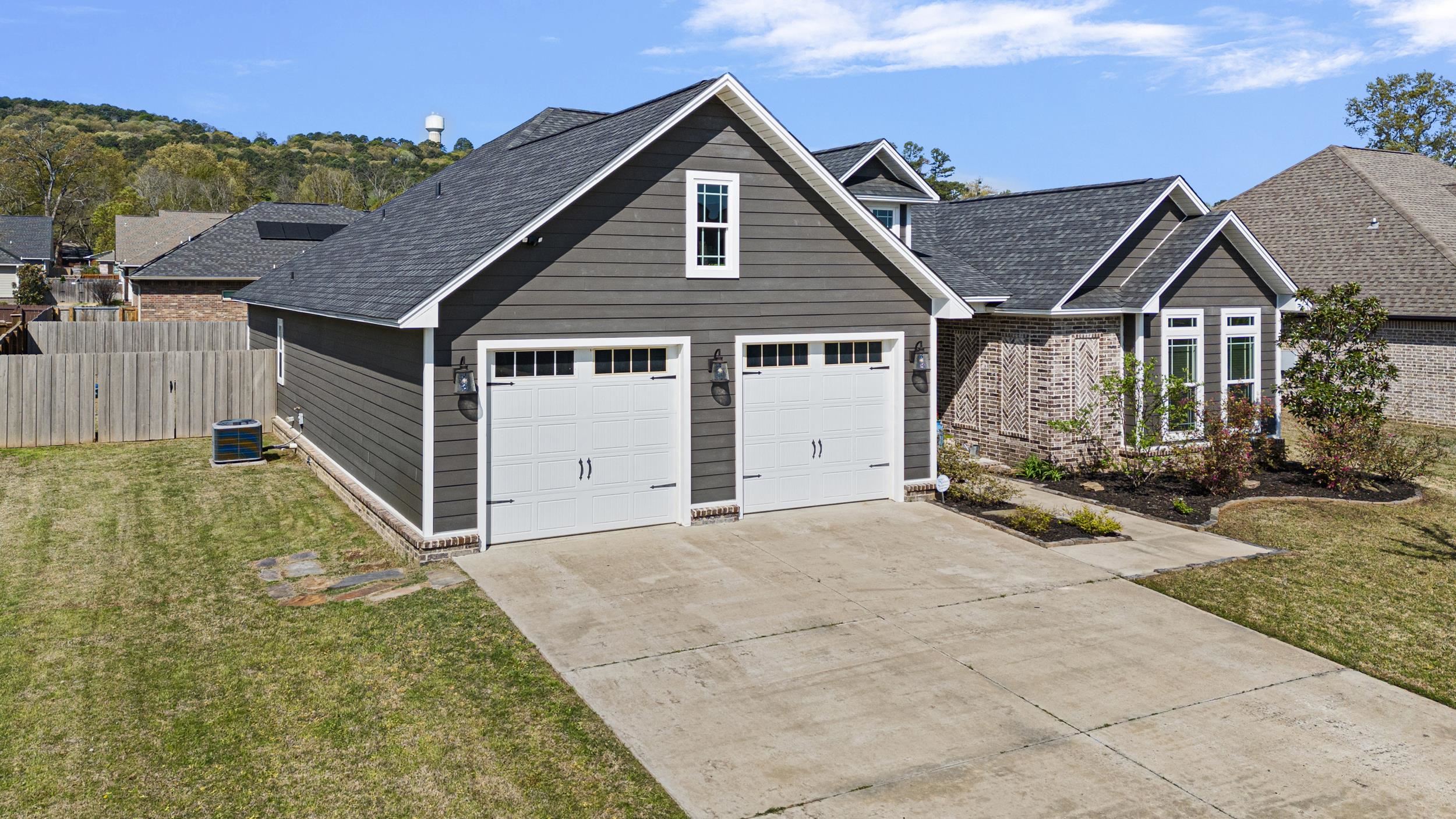 205  Promenade Cir  Russellville, AR