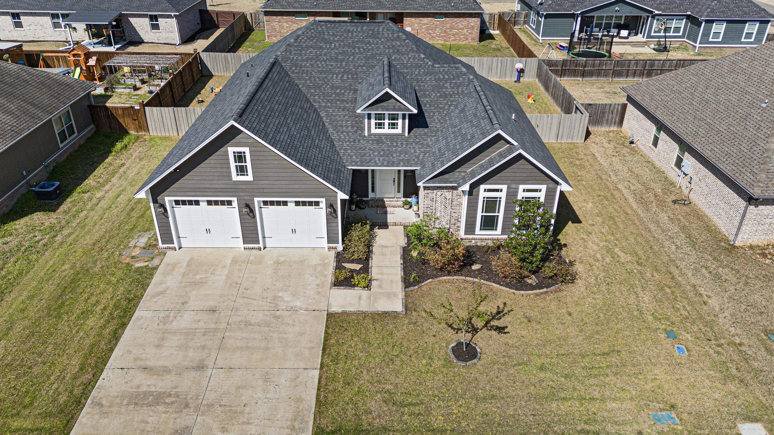 205  Promenade Cir  Russellville, AR