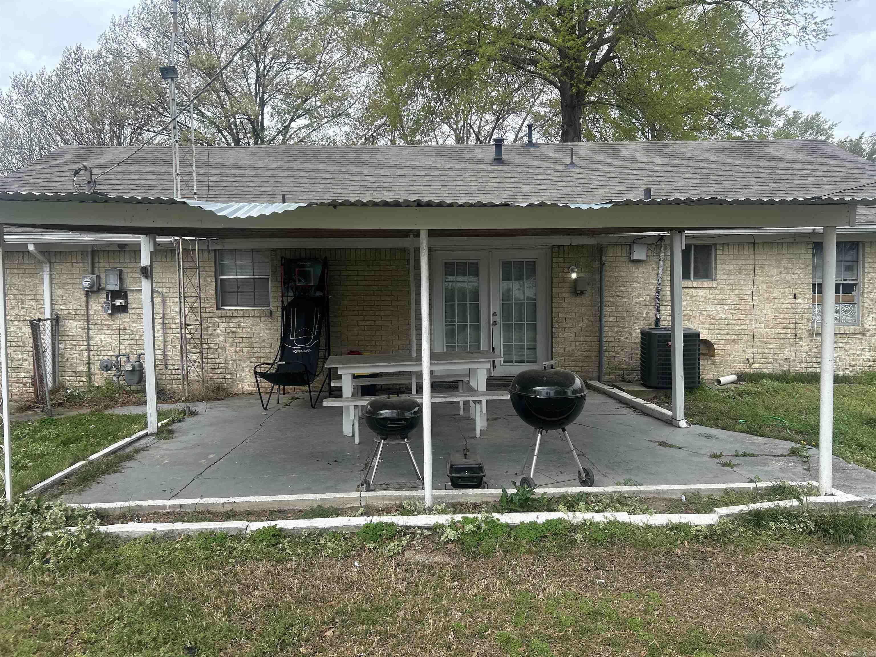 400  Oxford  West Memphis, AR