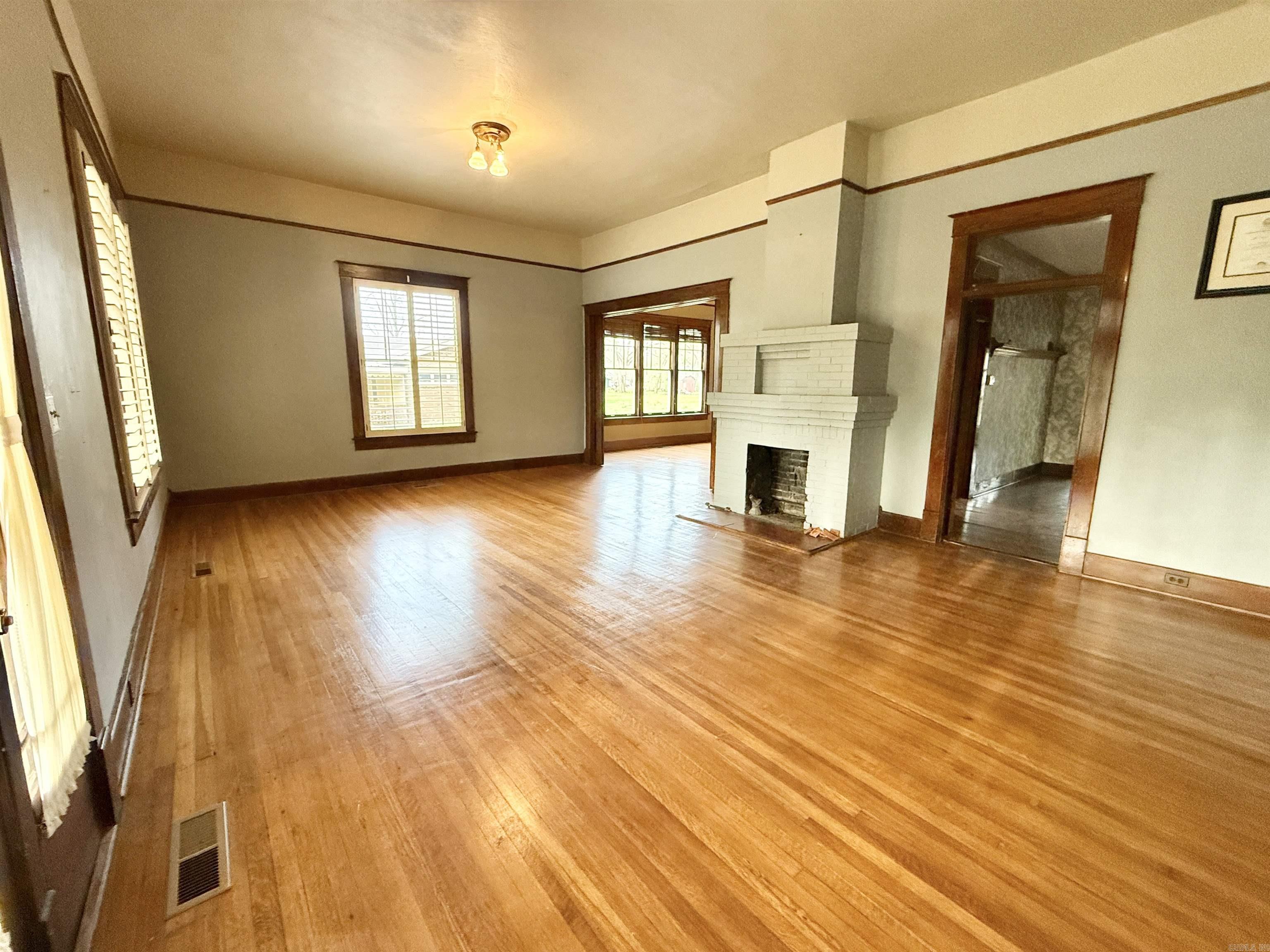 302  ELM STREET  Marvell, AR