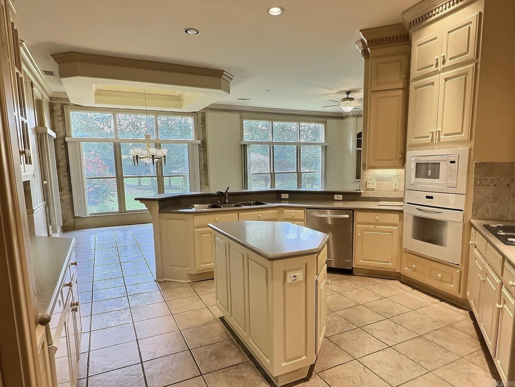 37 Greystone Boulevard Cabot, AR 72023