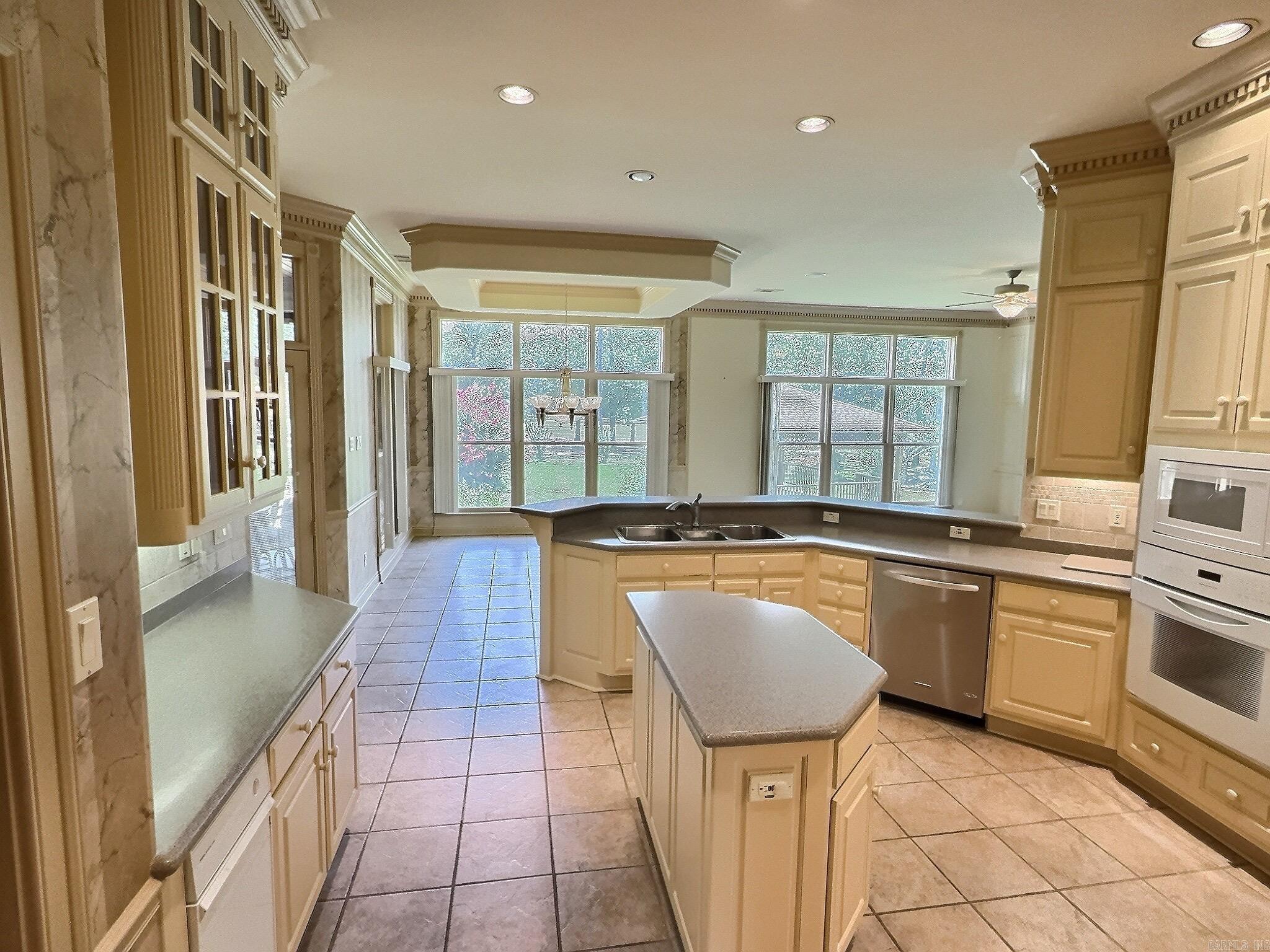 37 Greystone Boulevard Cabot, AR 72023