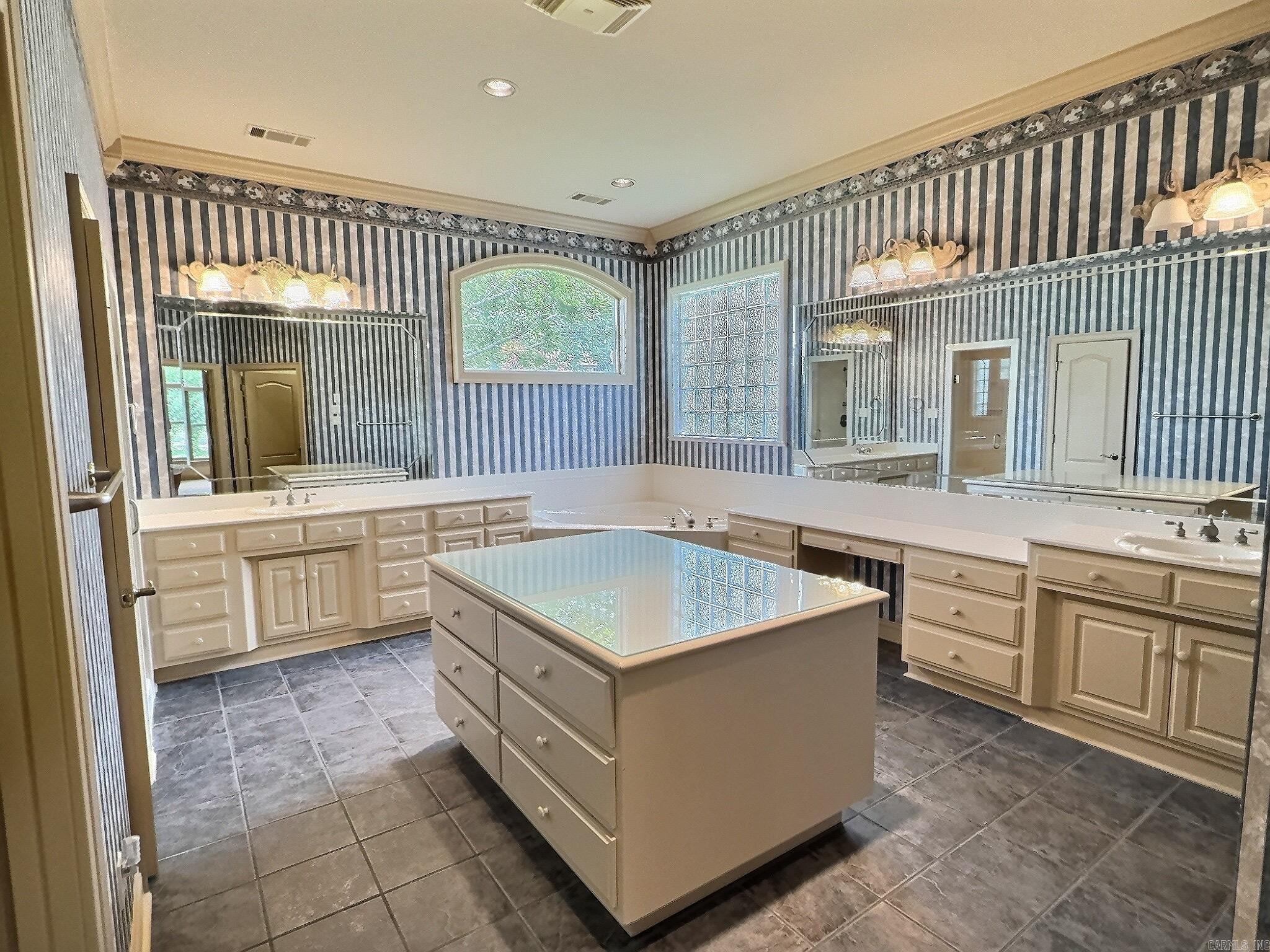 37 Greystone Boulevard Cabot, AR 72023