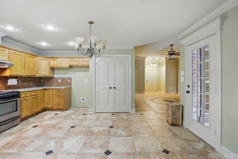 9802  Merlot  North Little Rock, AR