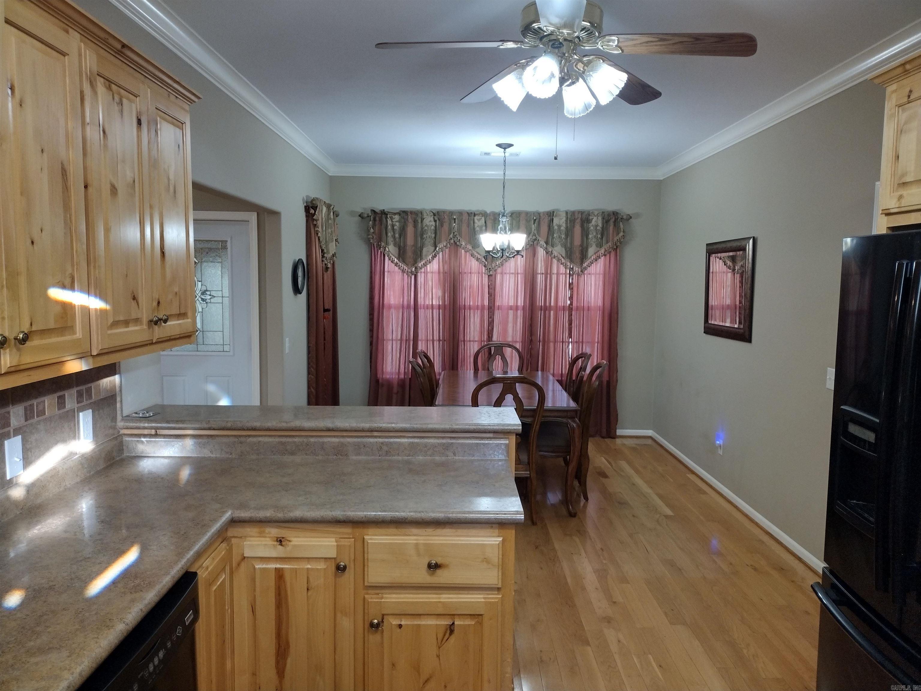 649  County Charm RD  Mountain View, AR