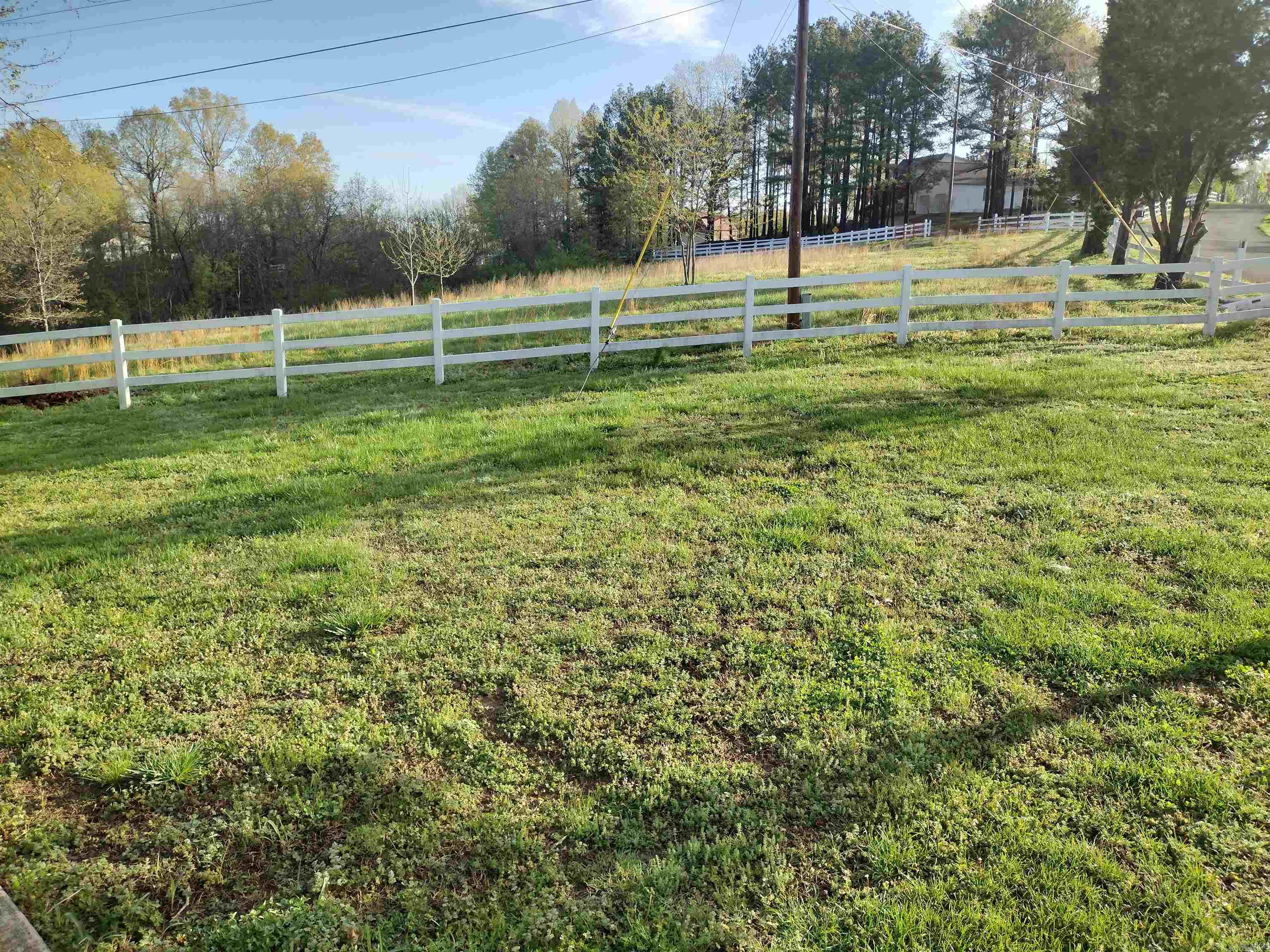 649  County Charm RD  Mountain View, AR