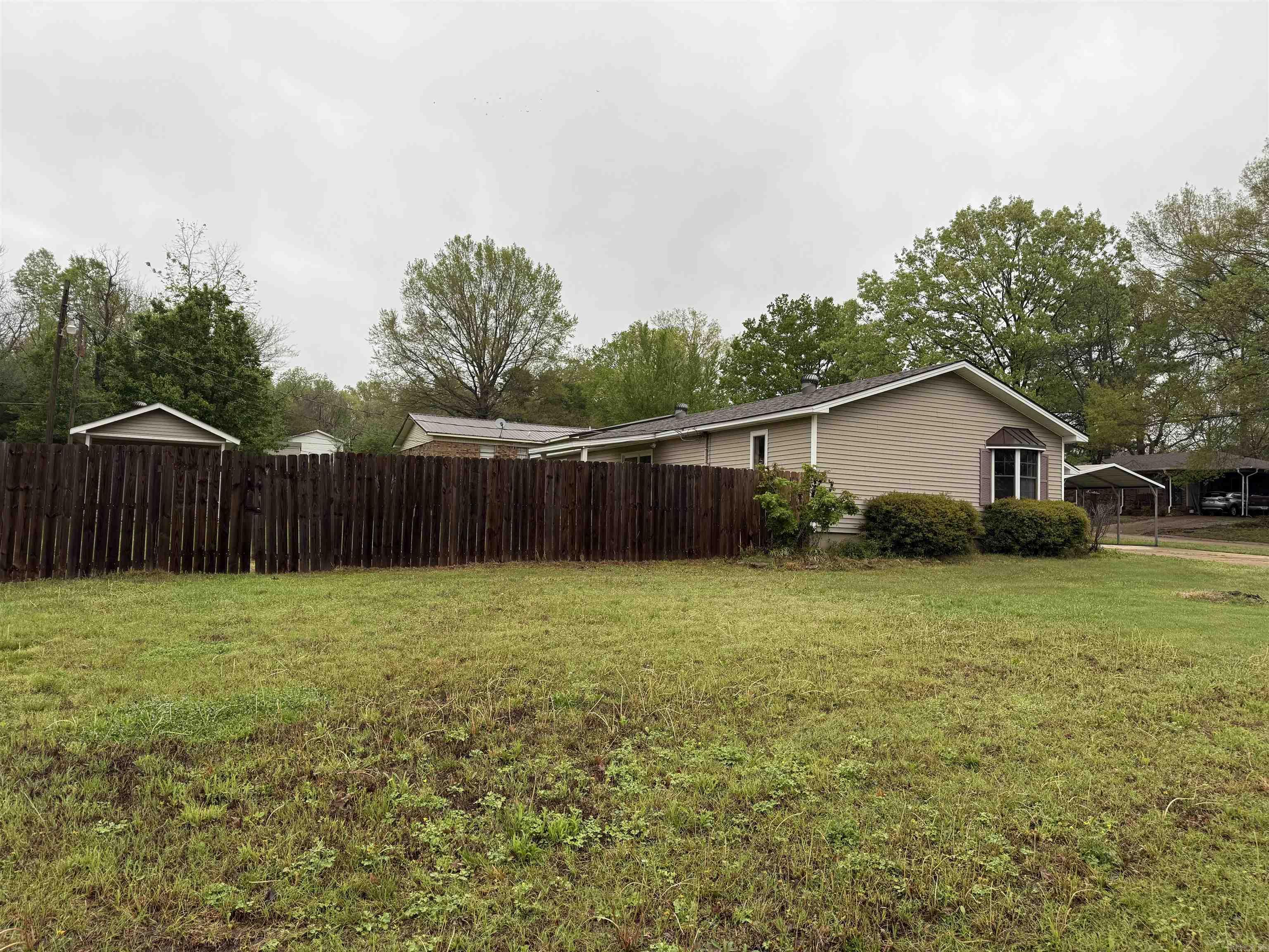 206 Maple Drive Wynne, AR 72396