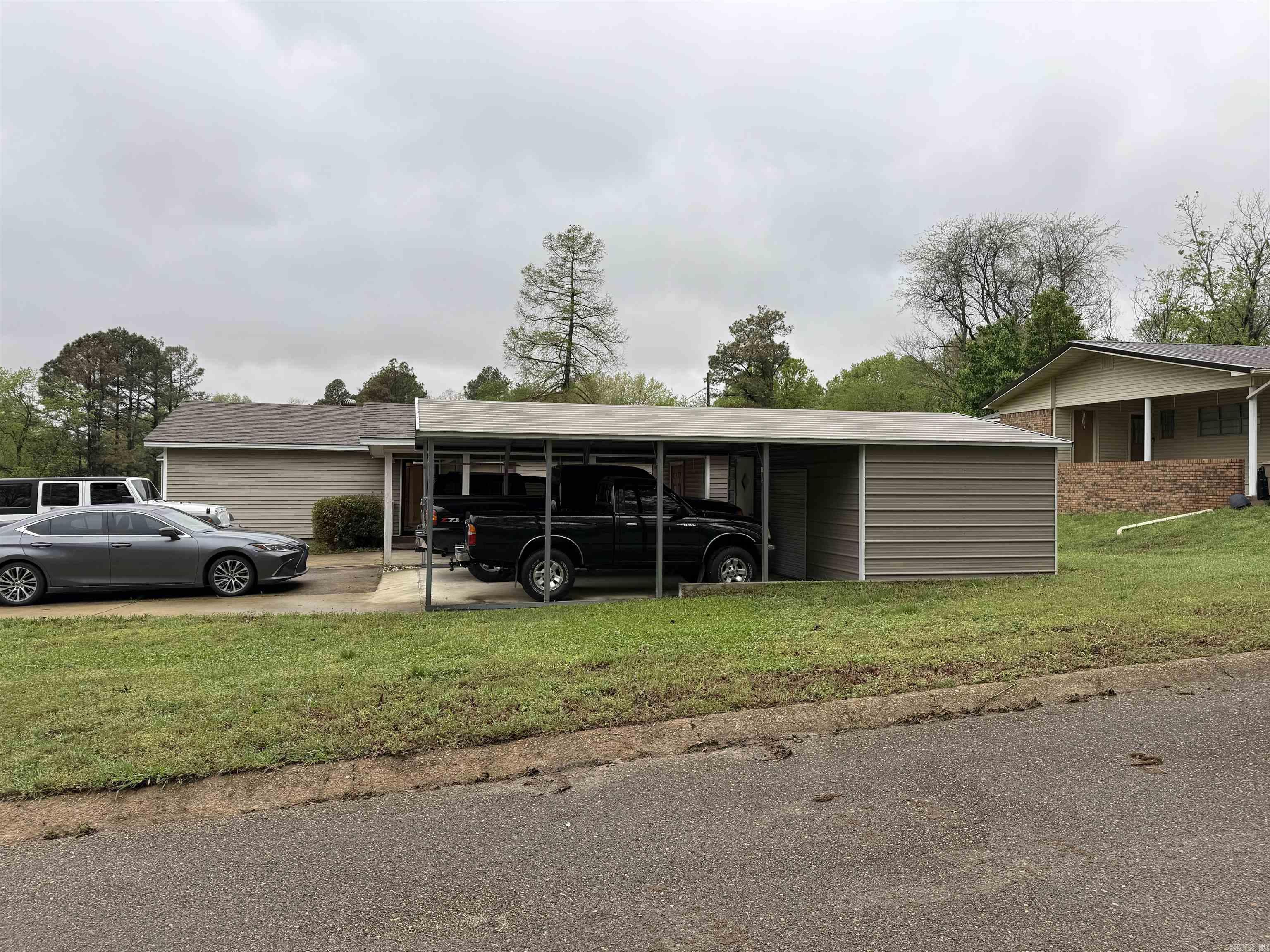 206 Maple Drive Wynne, AR 72396