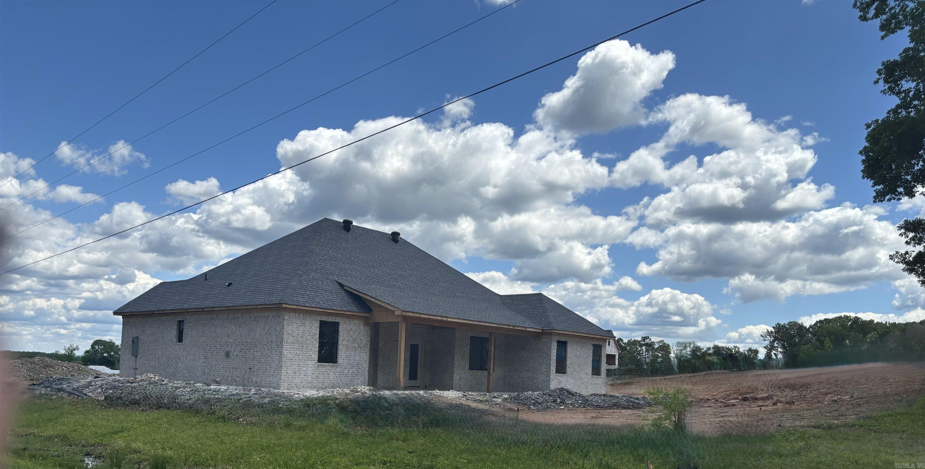 156 Harmony Hills Haskell, AR 72015