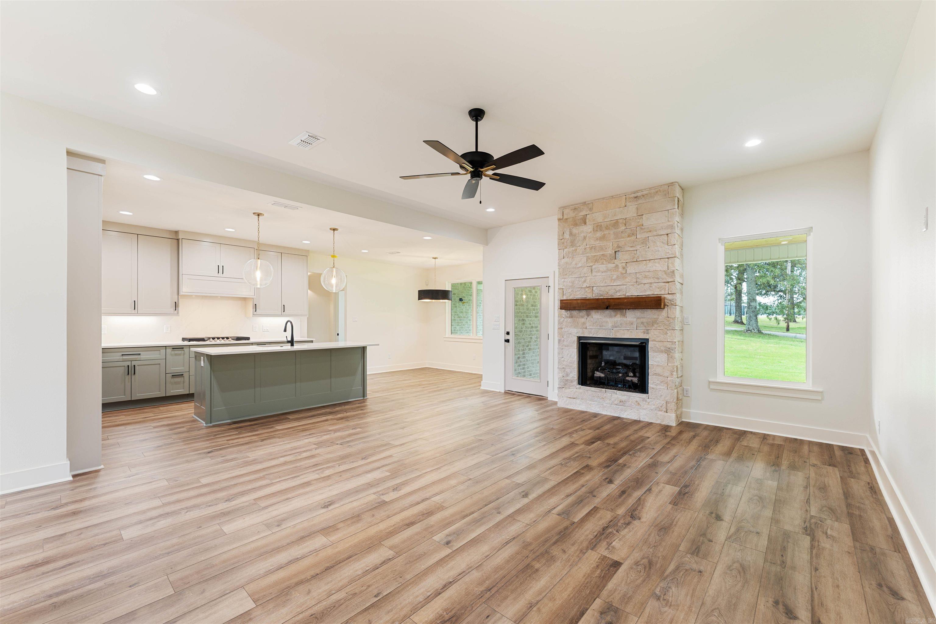 156 Harmony Hills Haskell, AR 72015