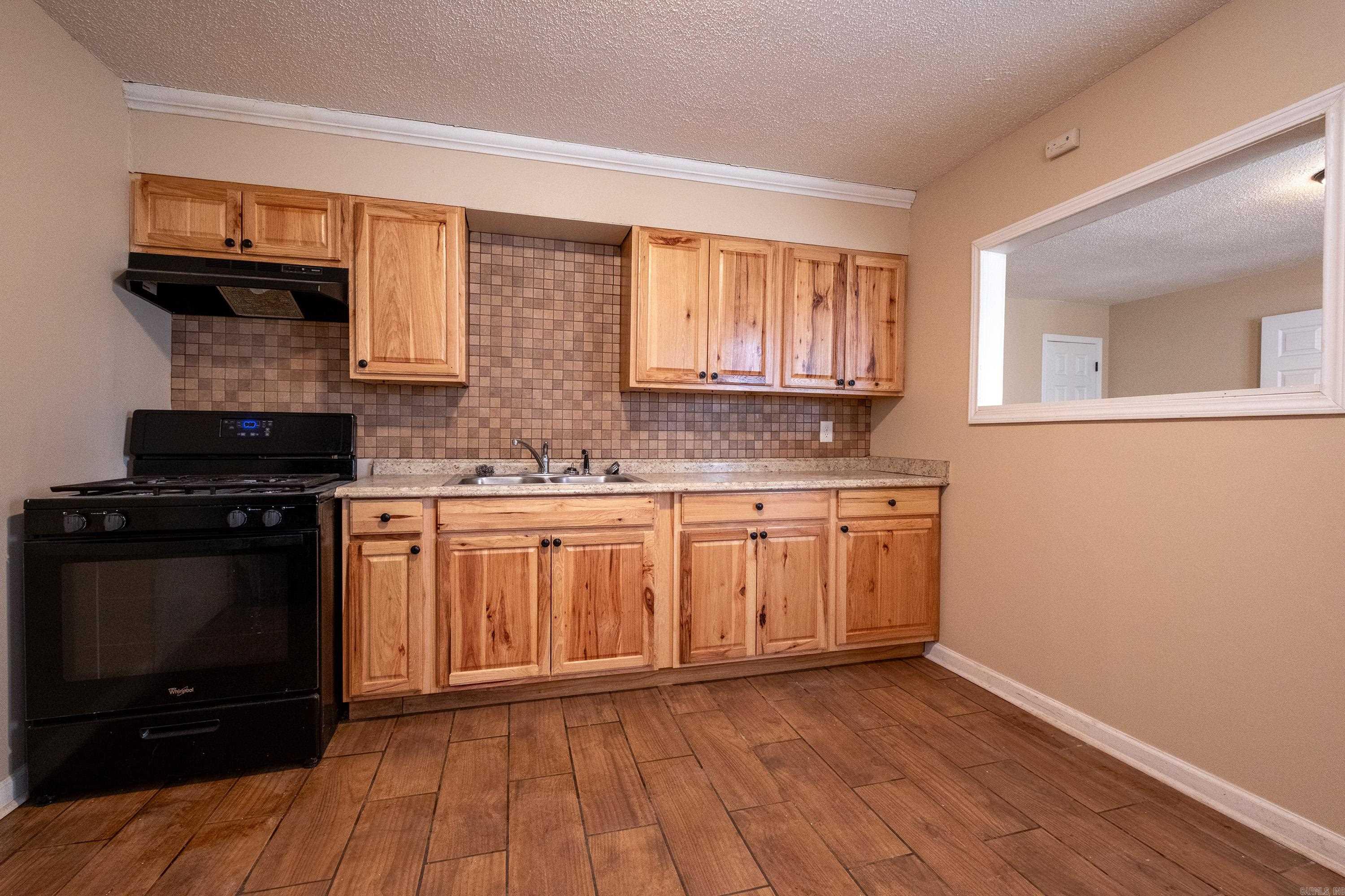 6610 E Wakefield  Little Rock, AR
