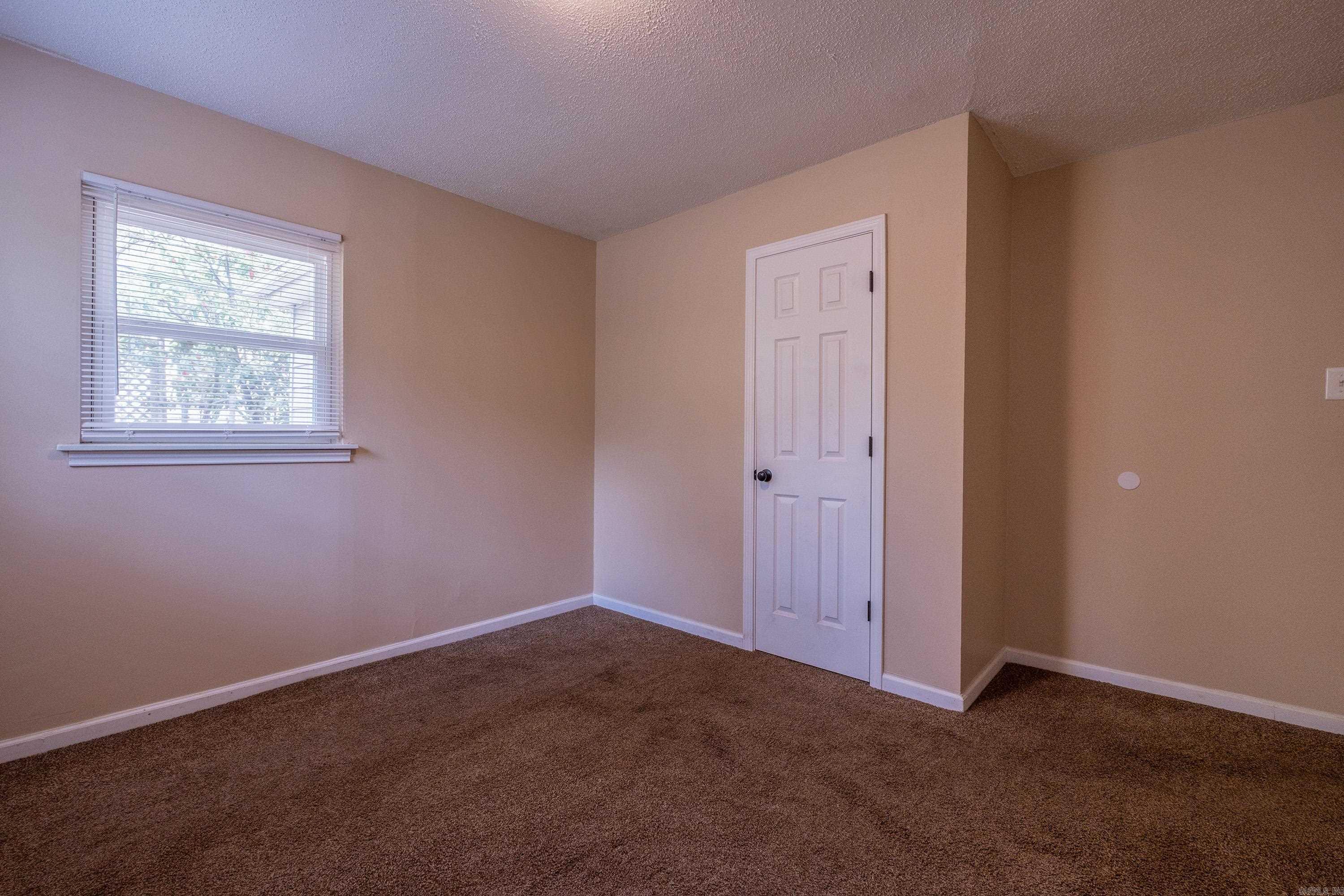 6610 E Wakefield  Little Rock, AR
