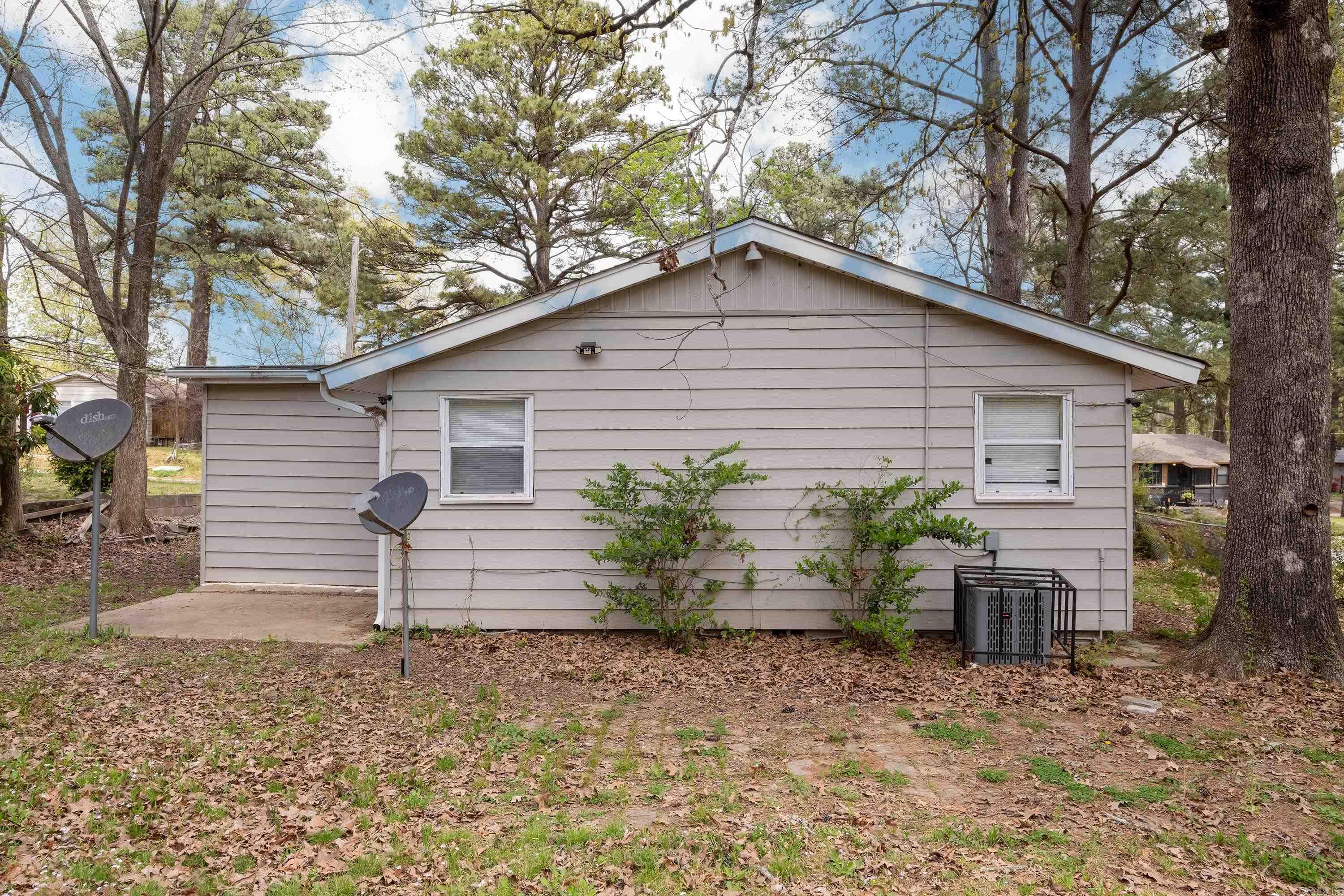 6610 E Wakefield  Little Rock, AR