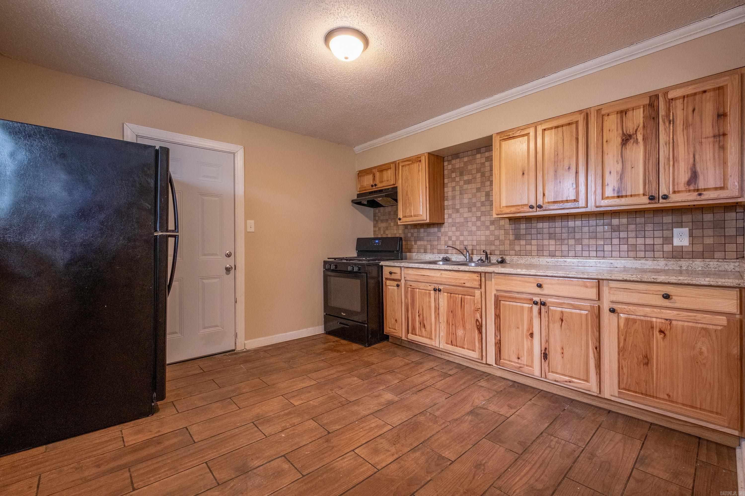 6610 E Wakefield  Little Rock, AR